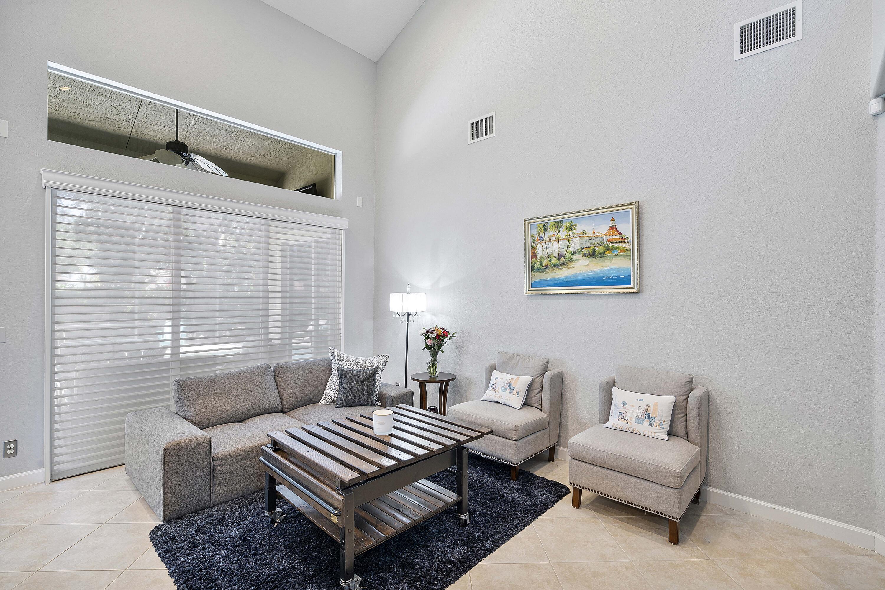 12341 NW 78th Manor