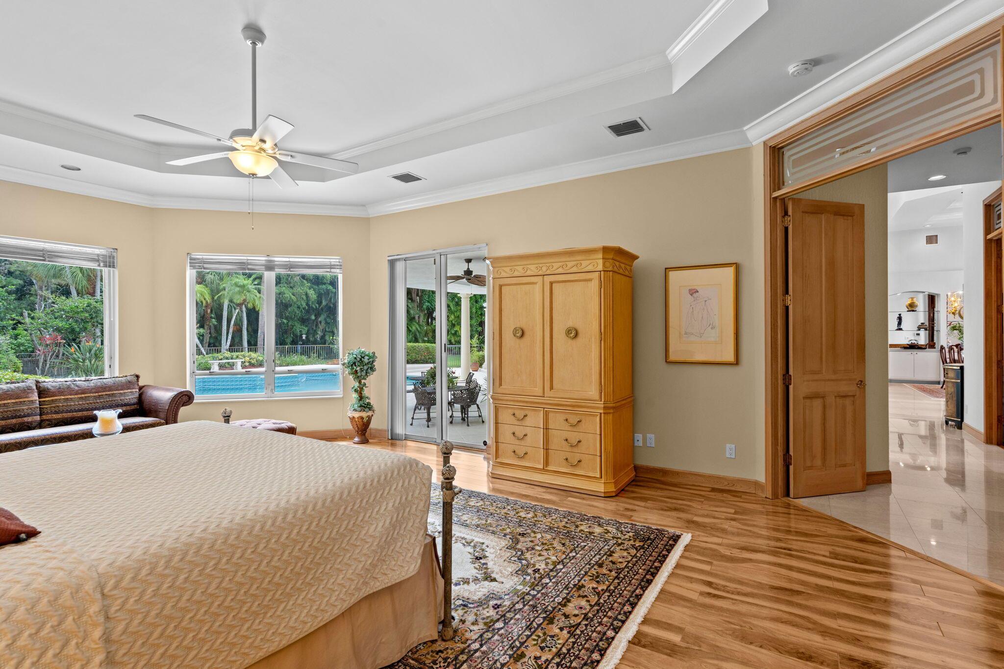 5285 E Leitner Drive