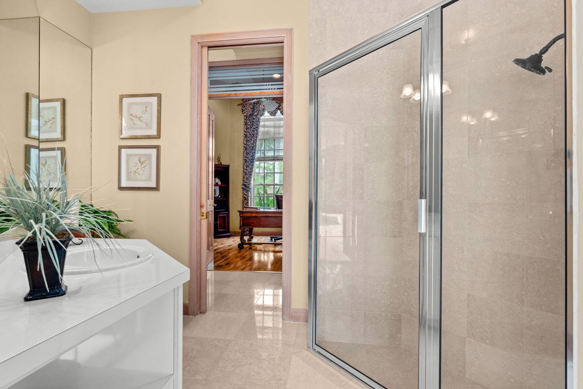 5285 E Leitner Drive