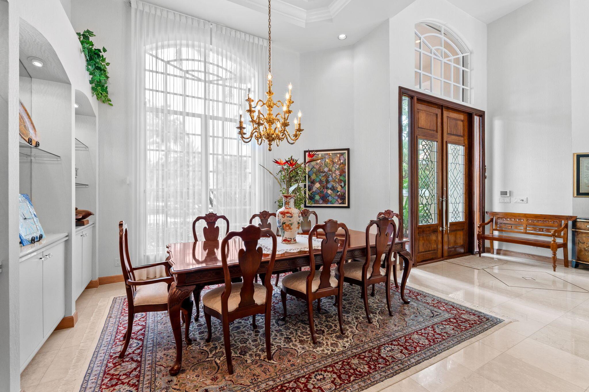 5285 E Leitner Drive