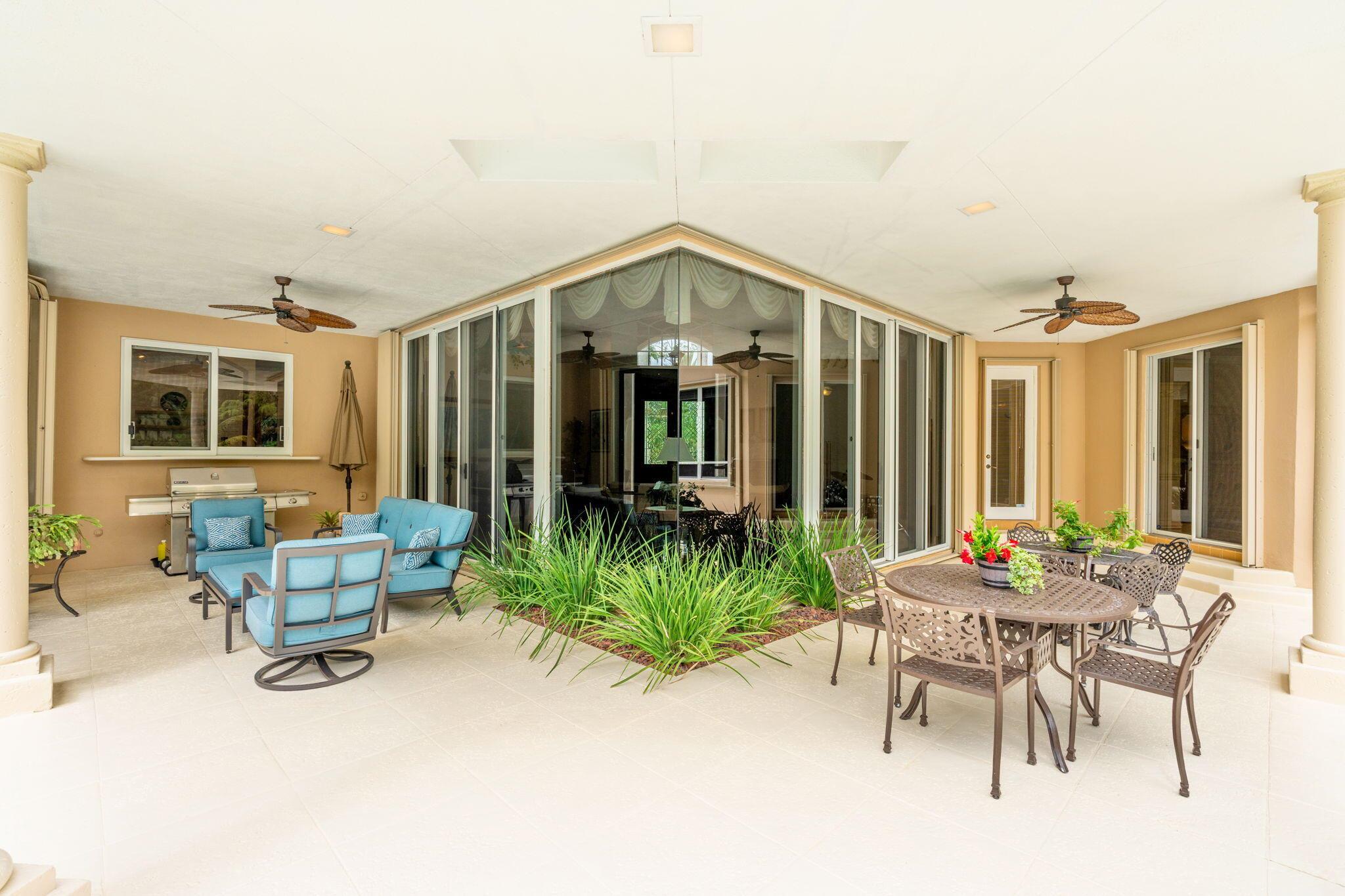 5285 E Leitner Drive