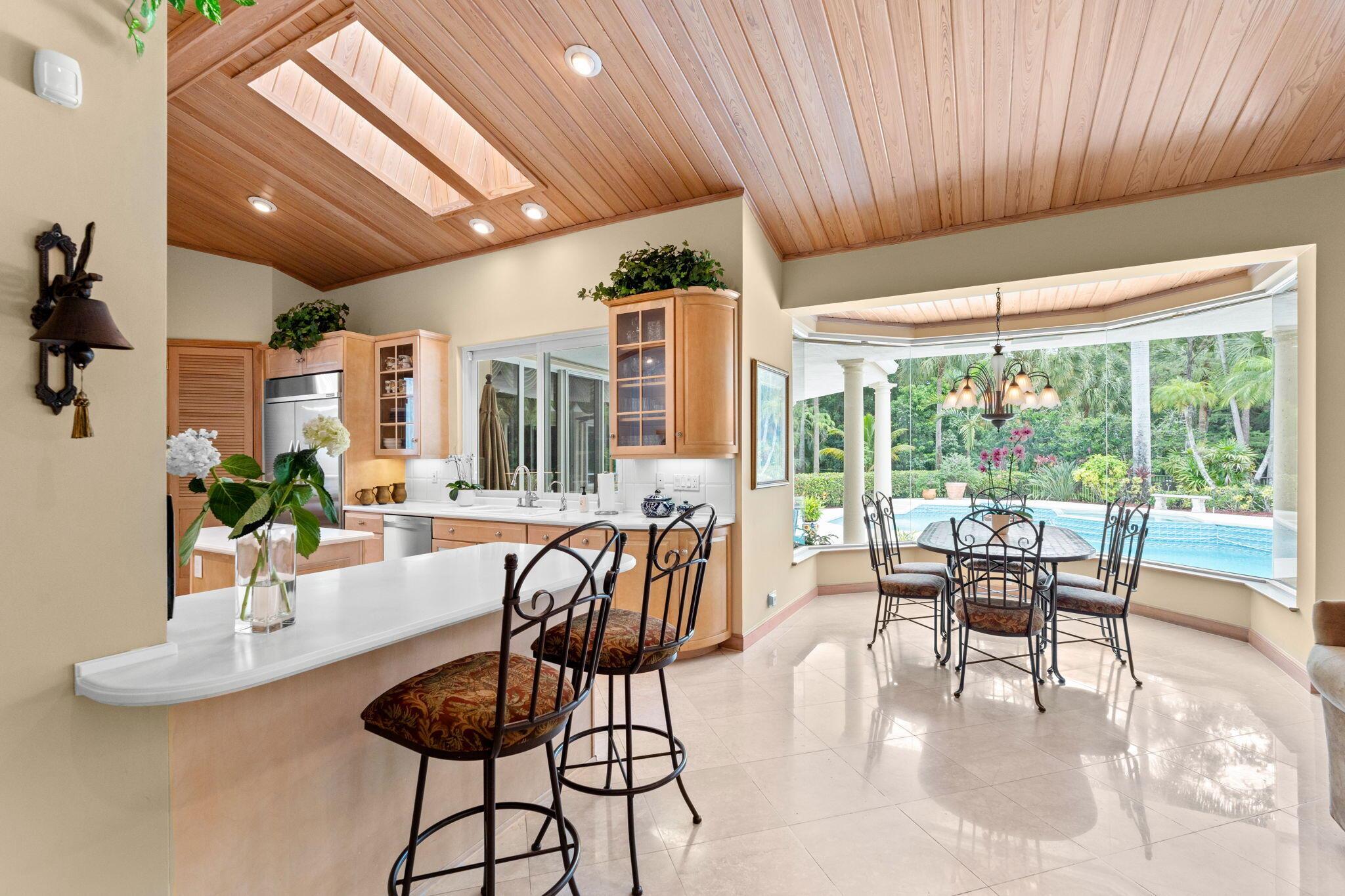 5285 E Leitner Drive