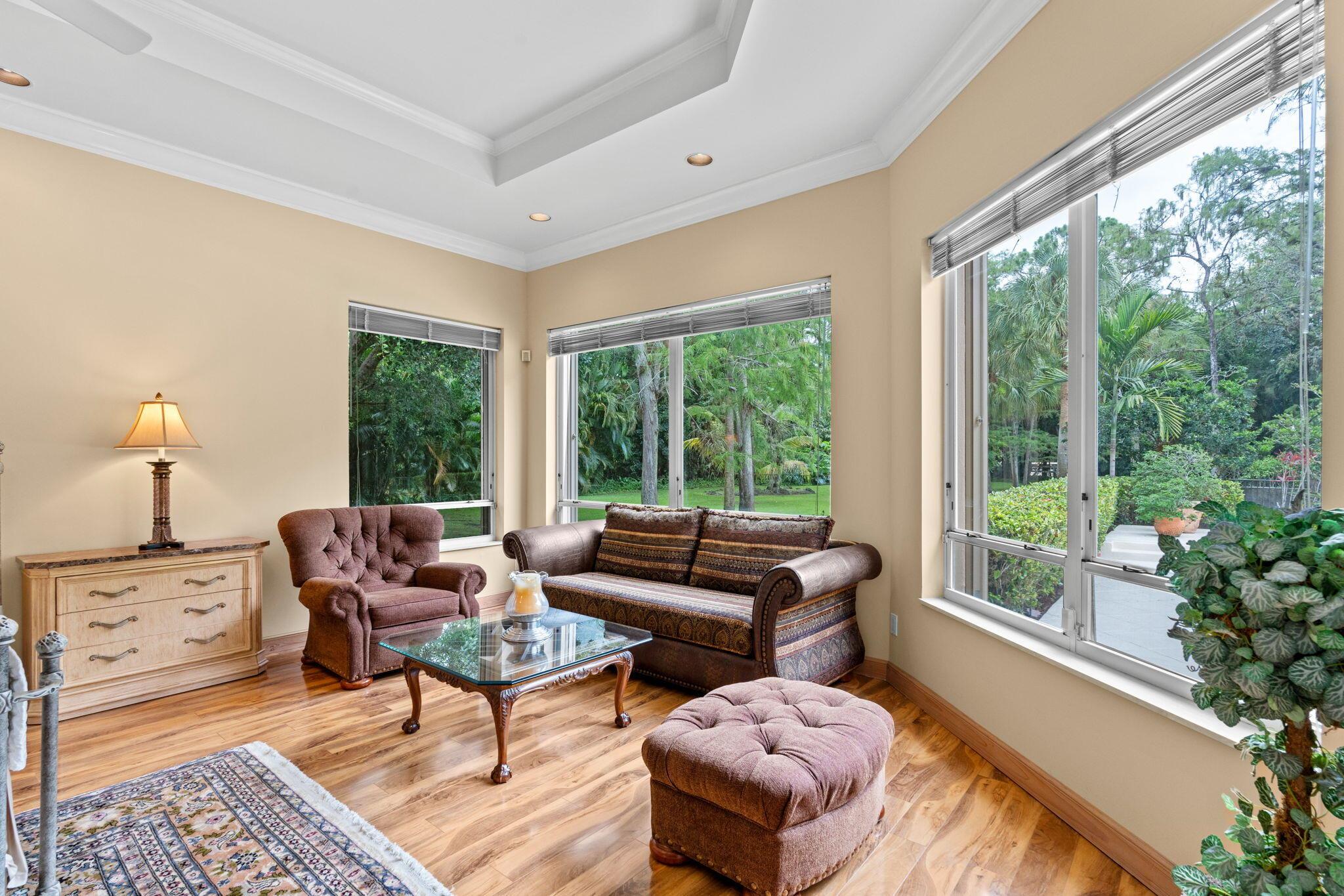 5285 E Leitner Drive