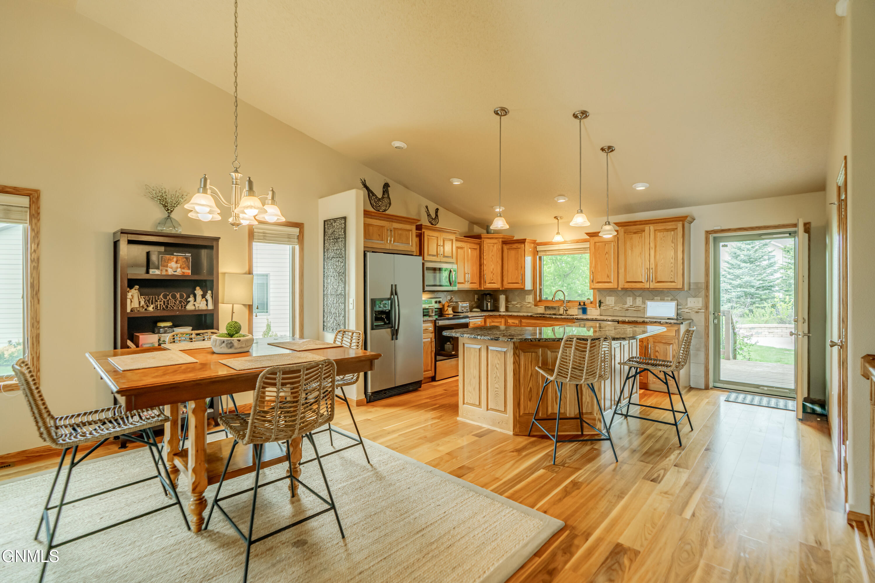 3100 Chisholm Trail