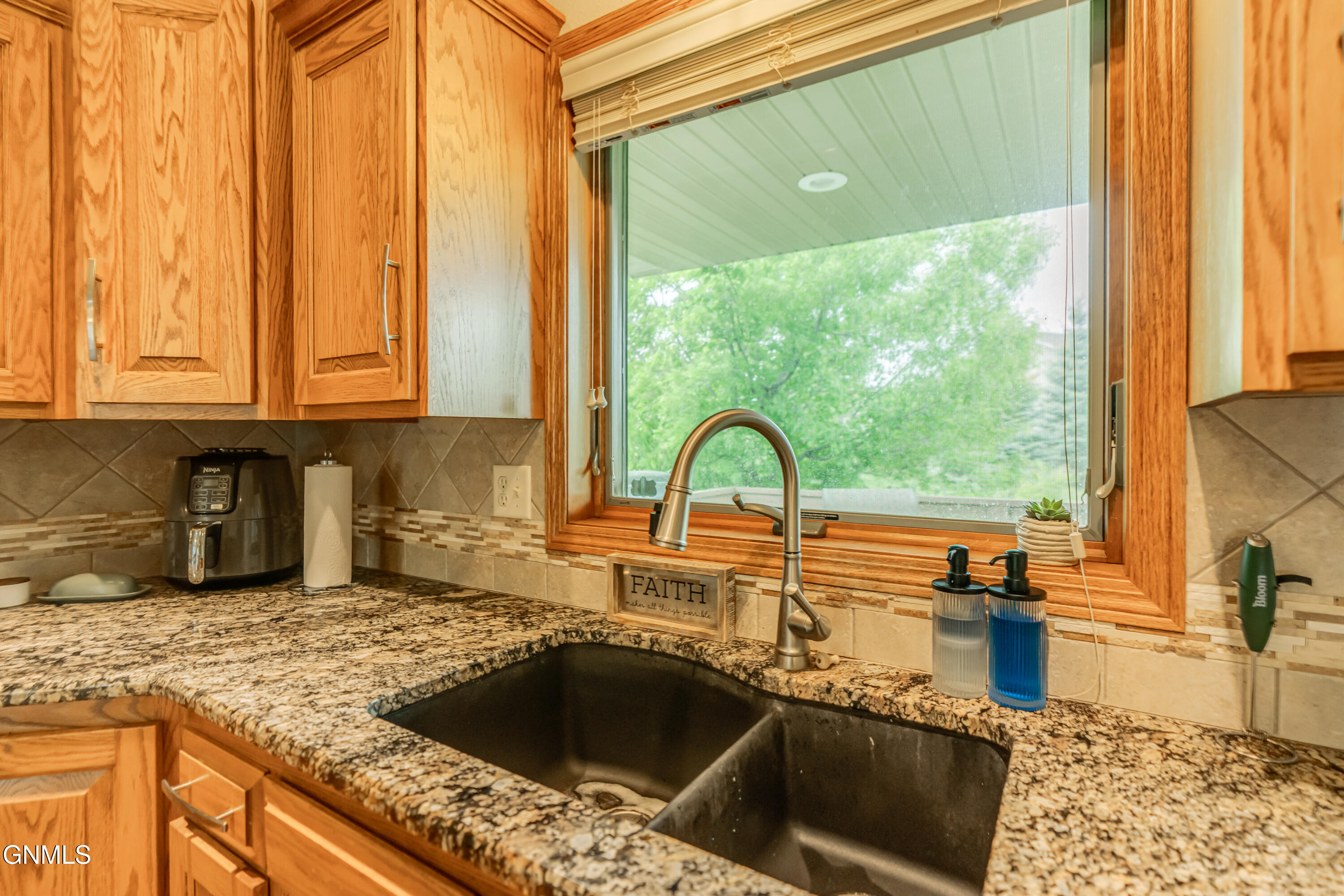 3100 Chisholm Trail