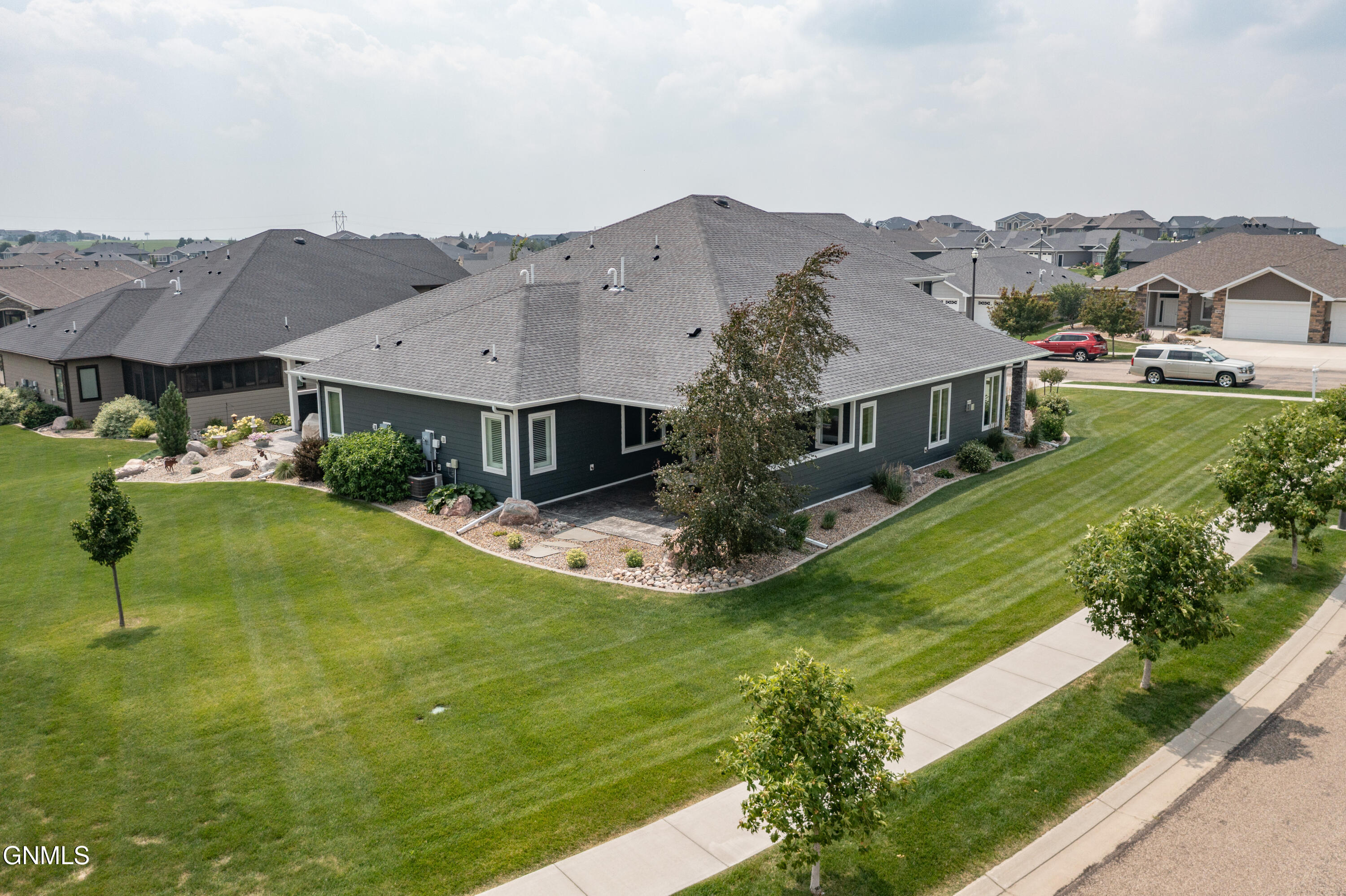 1424 Community Lp