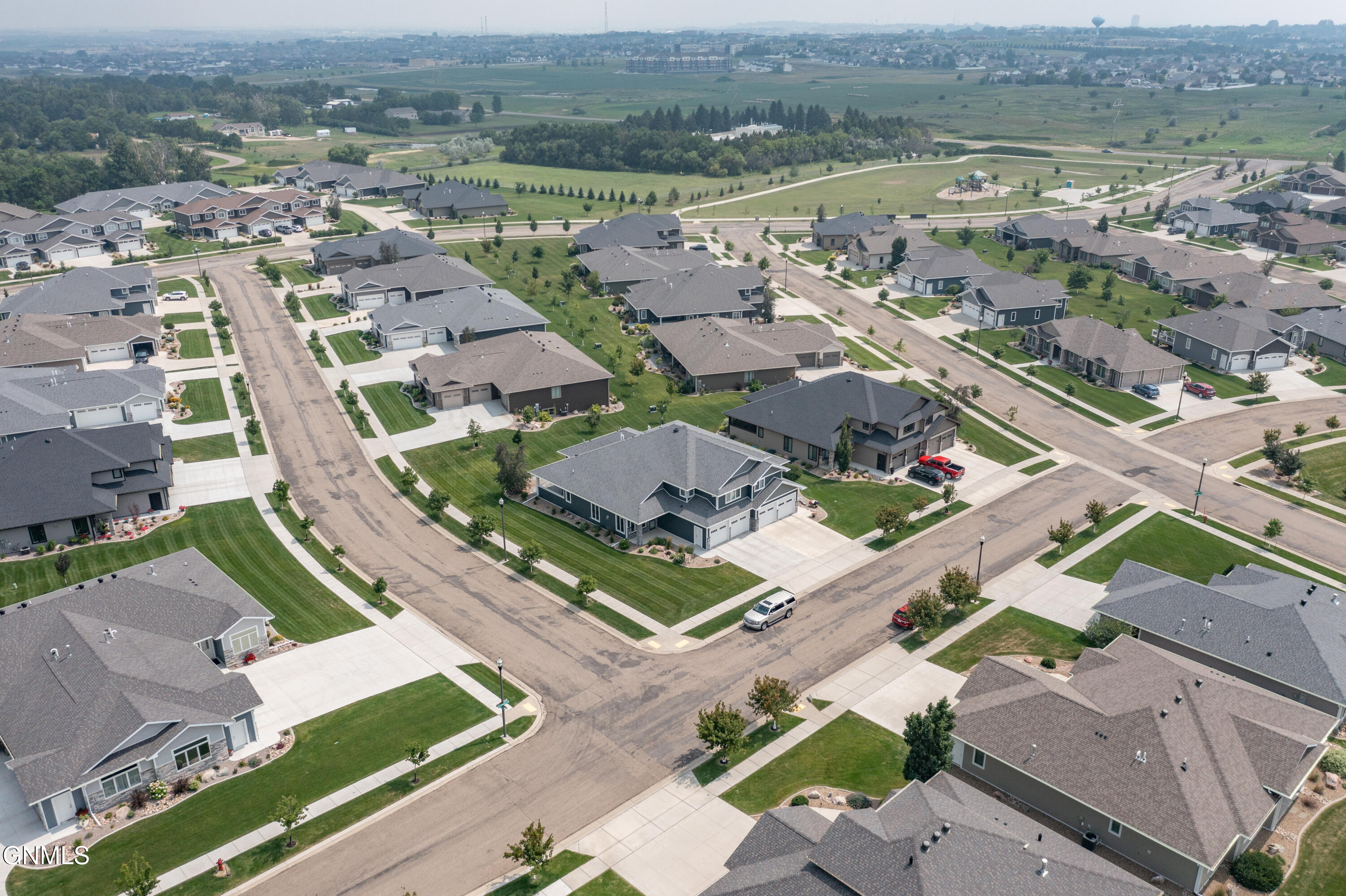 1424 Community Lp