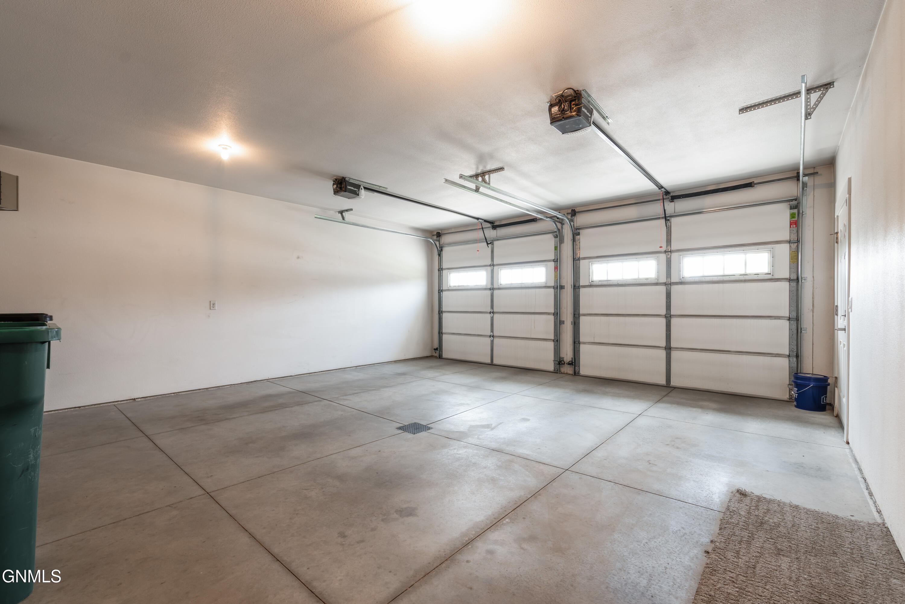 1424 Community Lp