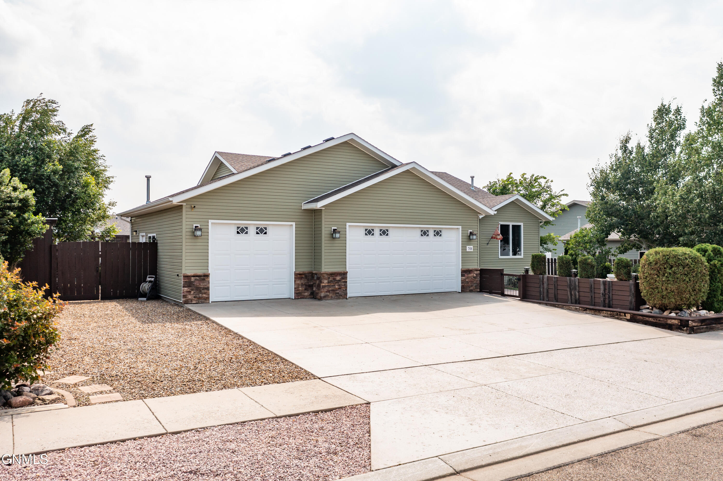 701 Lincoln Court SE
