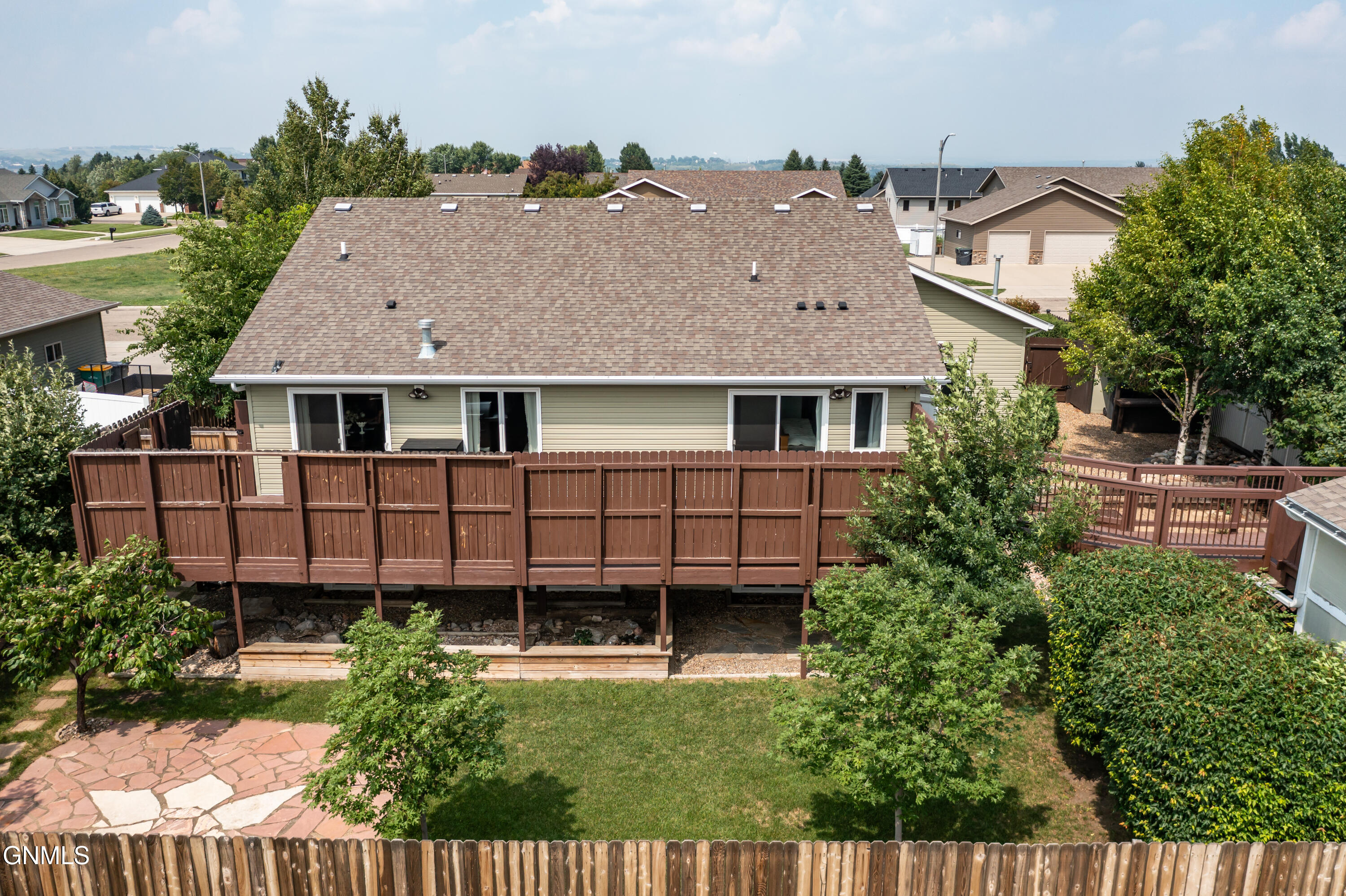 701 Lincoln Court SE
