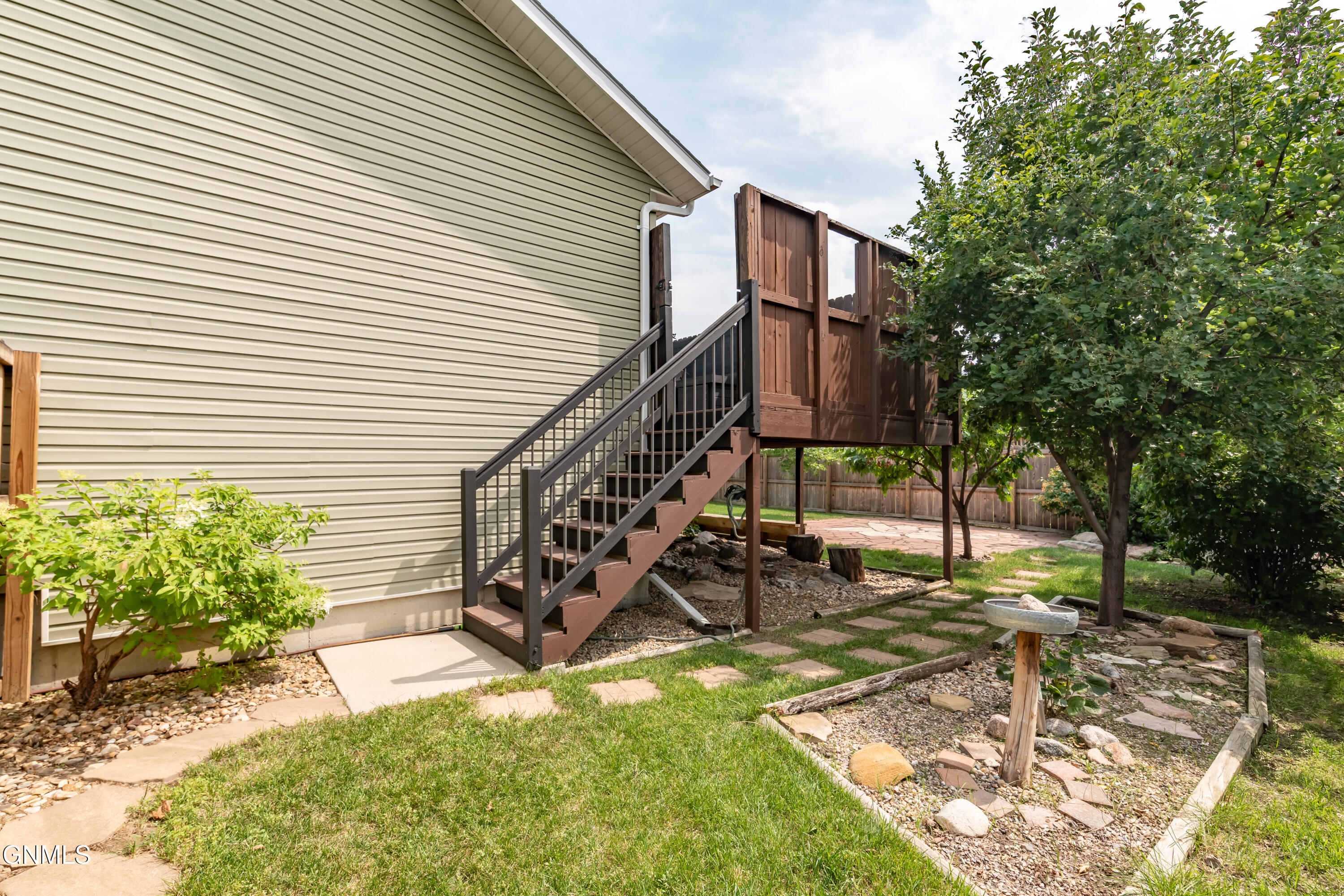701 Lincoln Court SE