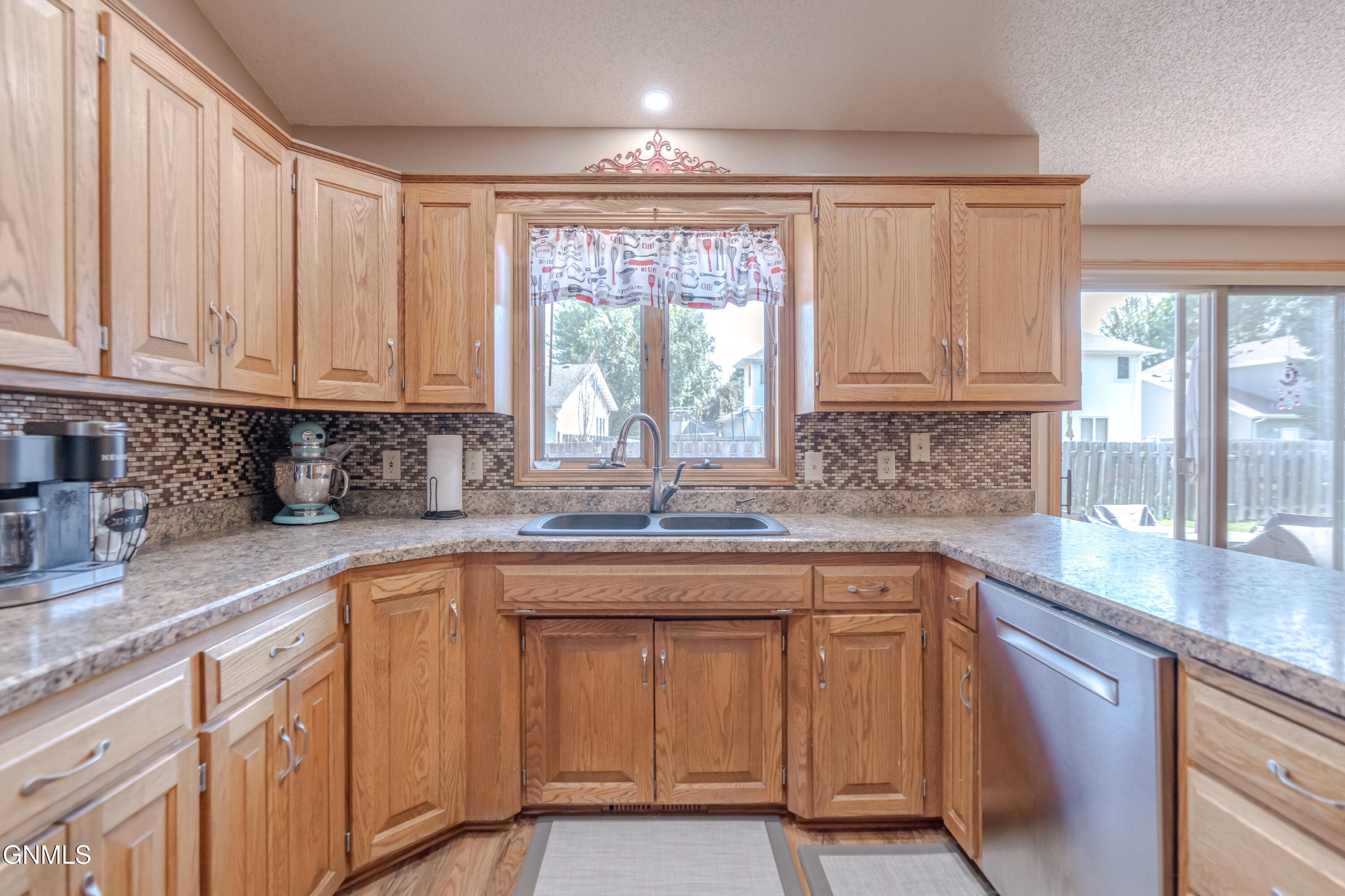431 W Wachter Avenue