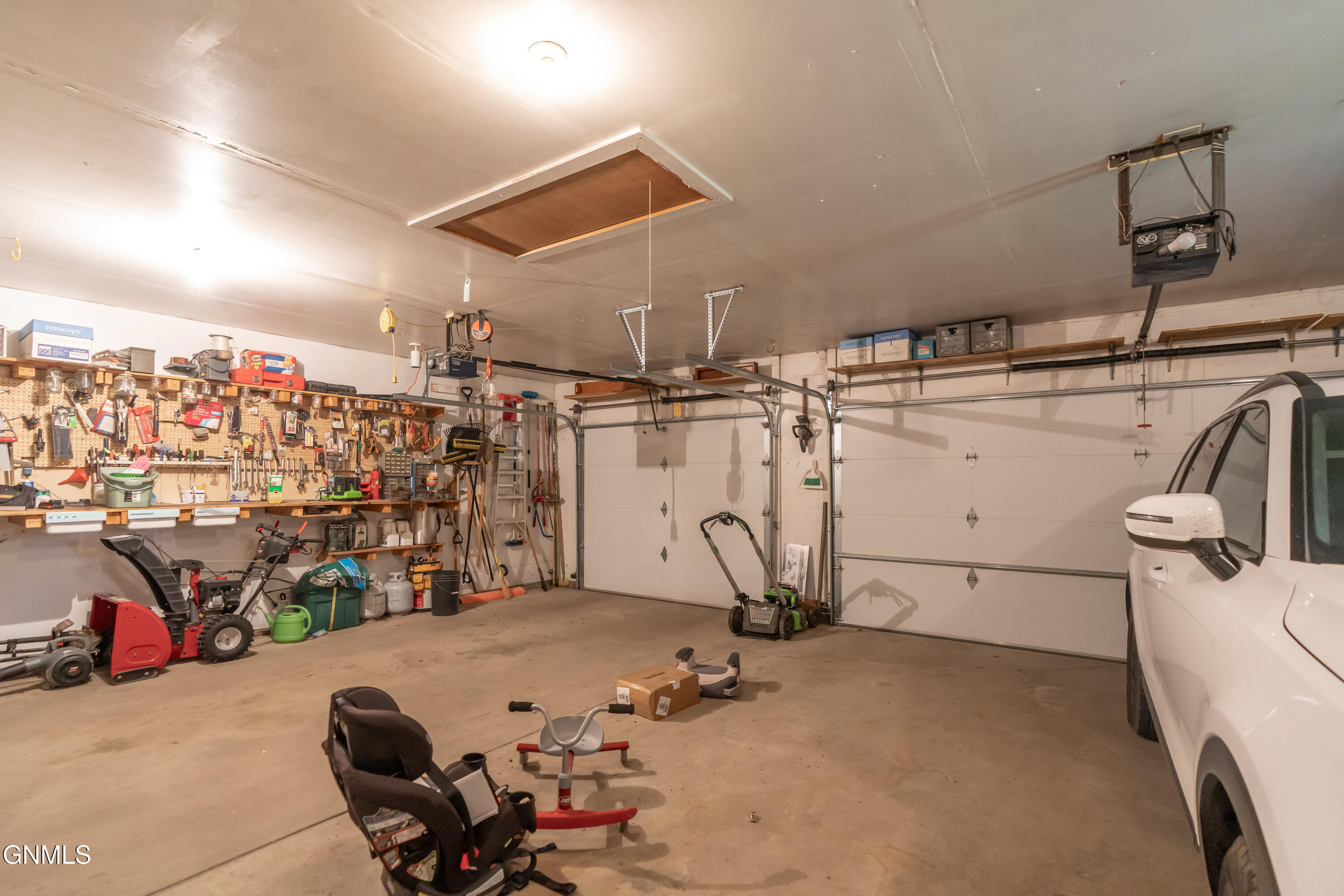 431 W Wachter Avenue