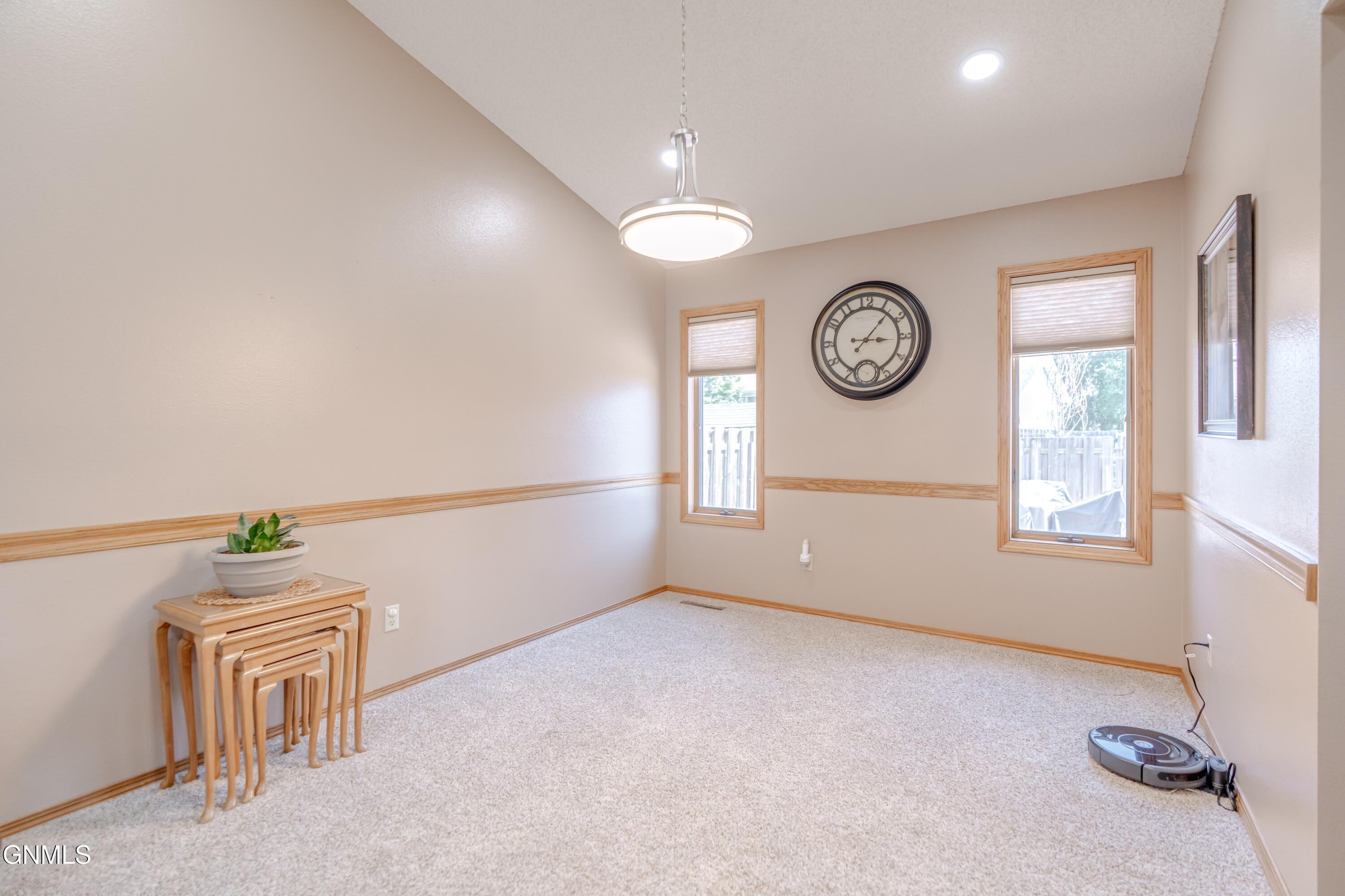 431 W Wachter Avenue