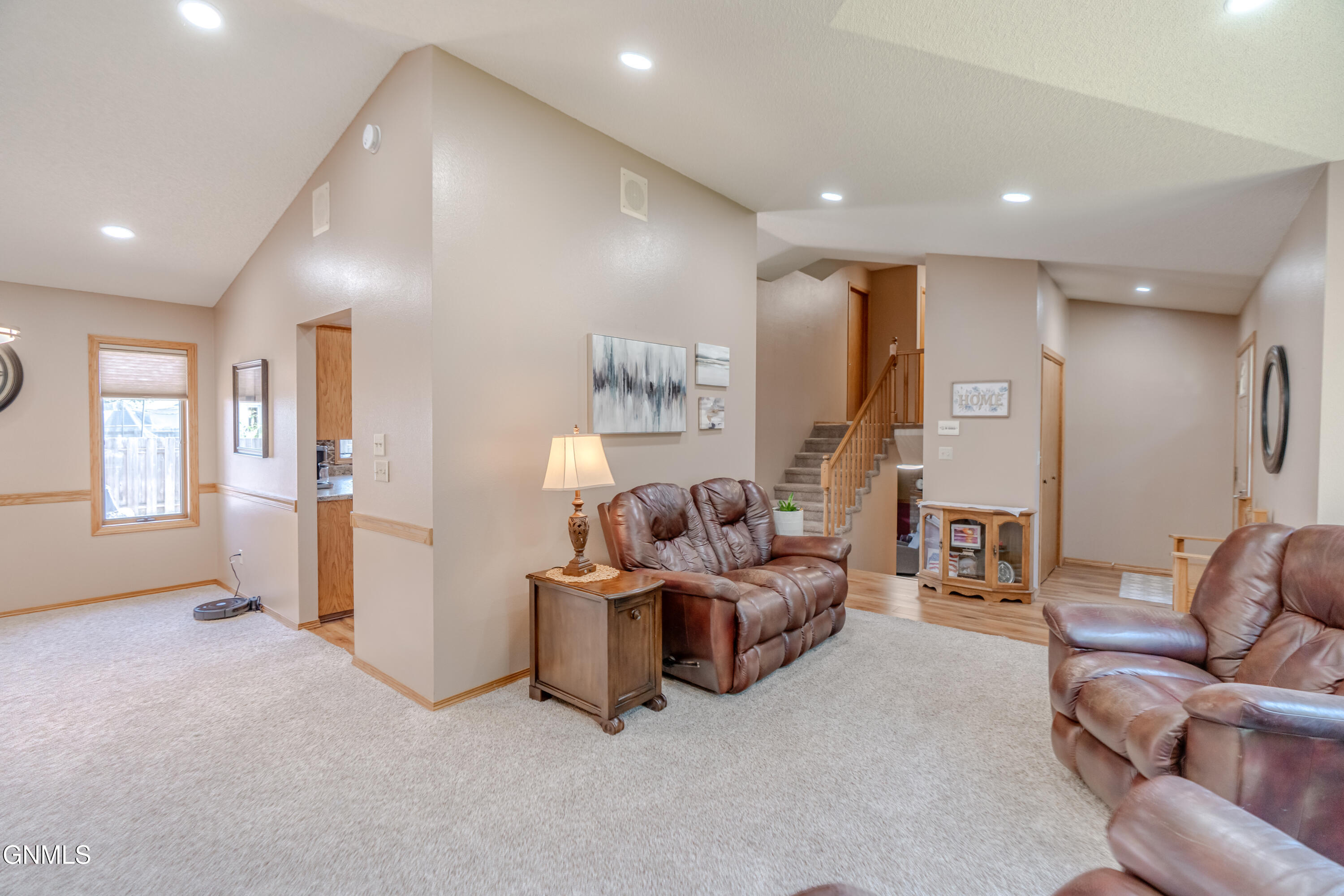 431 W Wachter Avenue