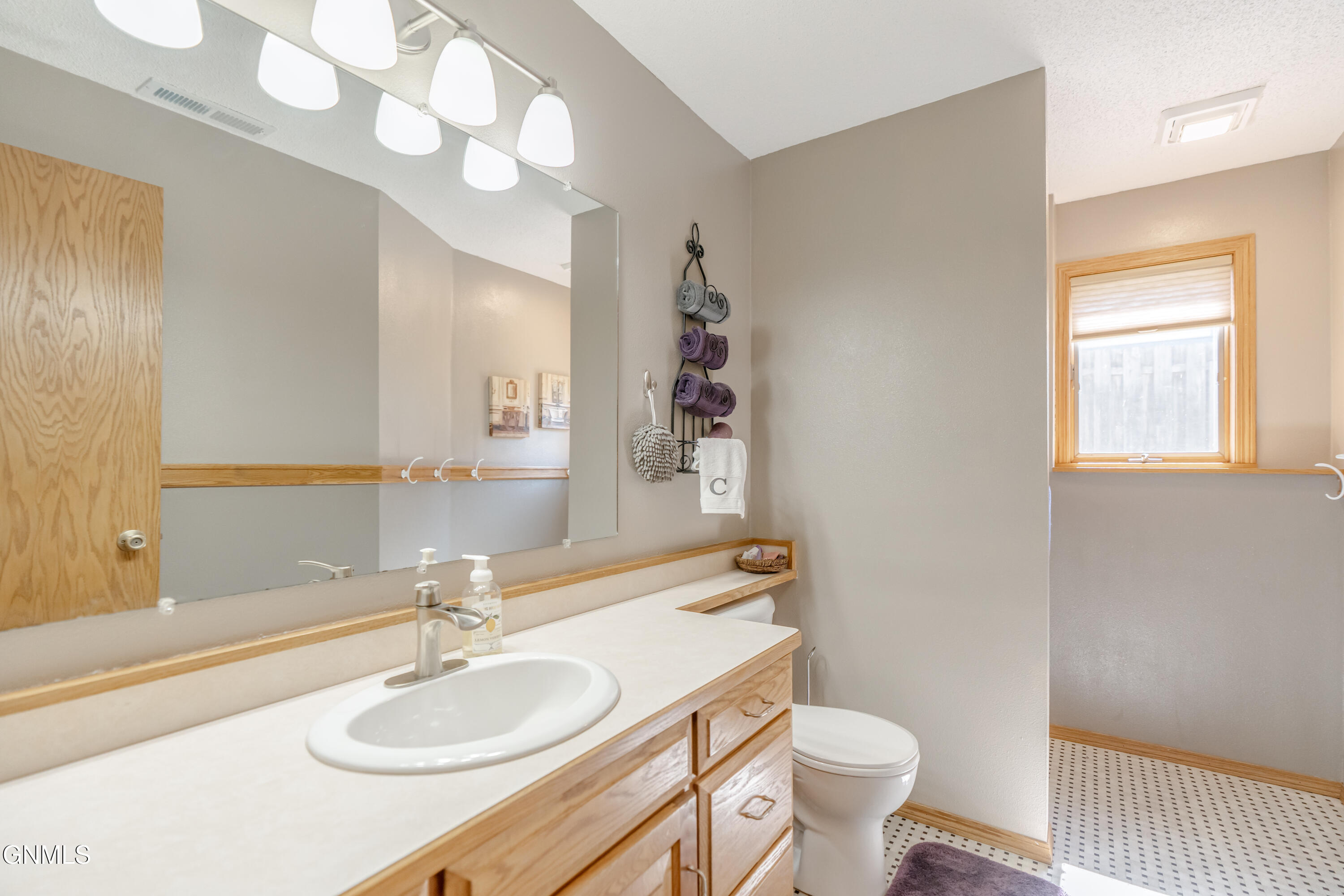 431 W Wachter Avenue