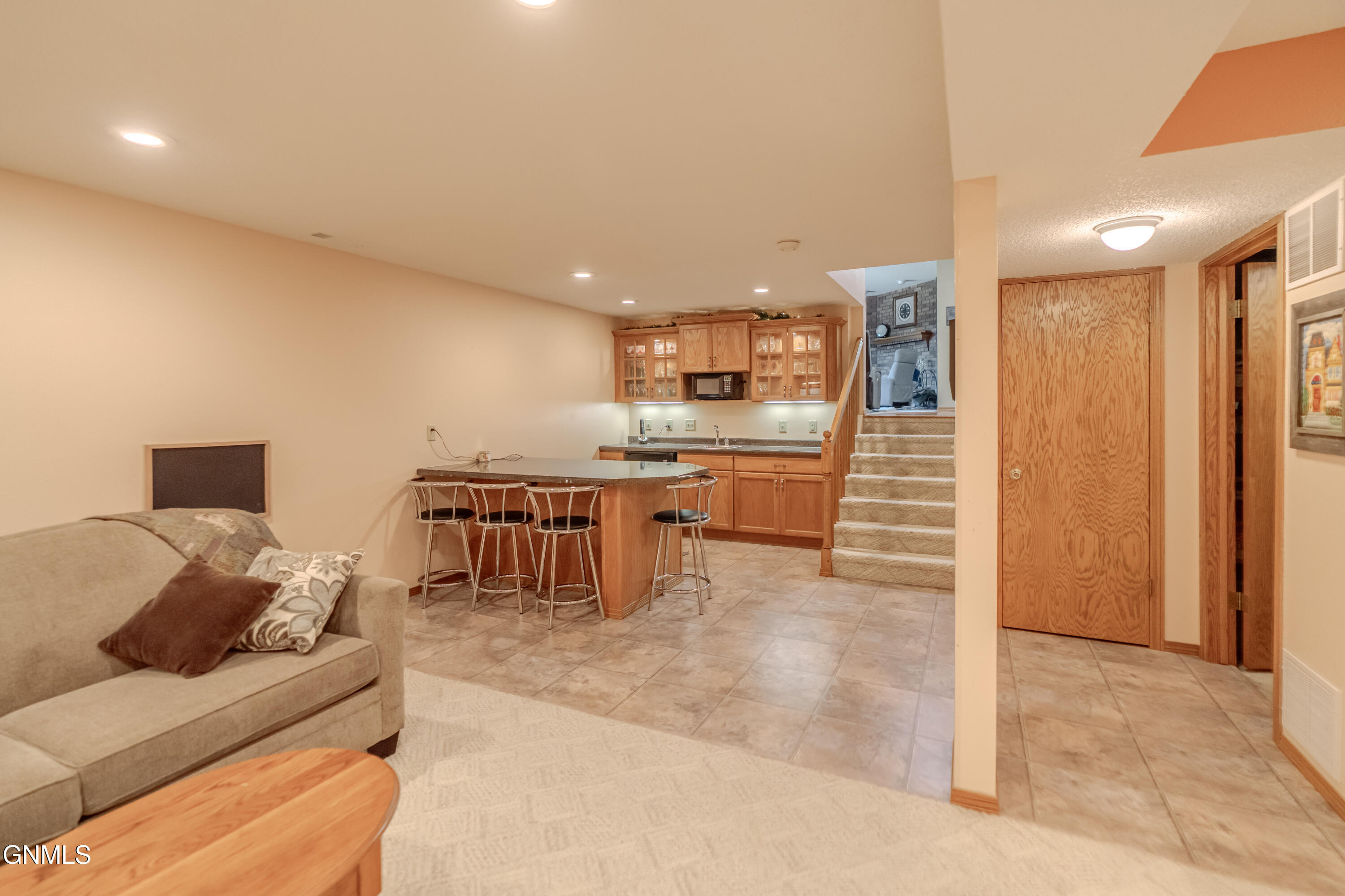 431 W Wachter Avenue