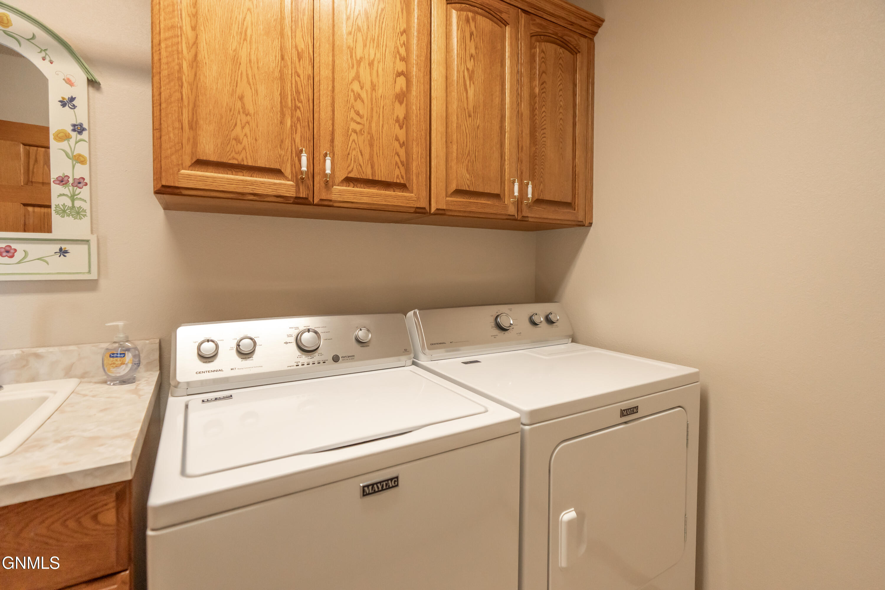 584 Cottonwood Loop