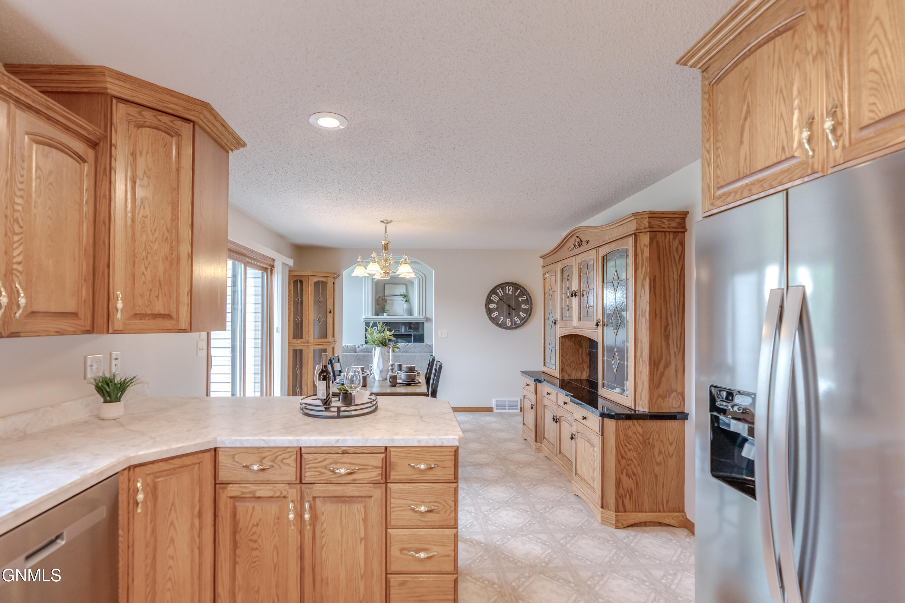 584 Cottonwood Loop