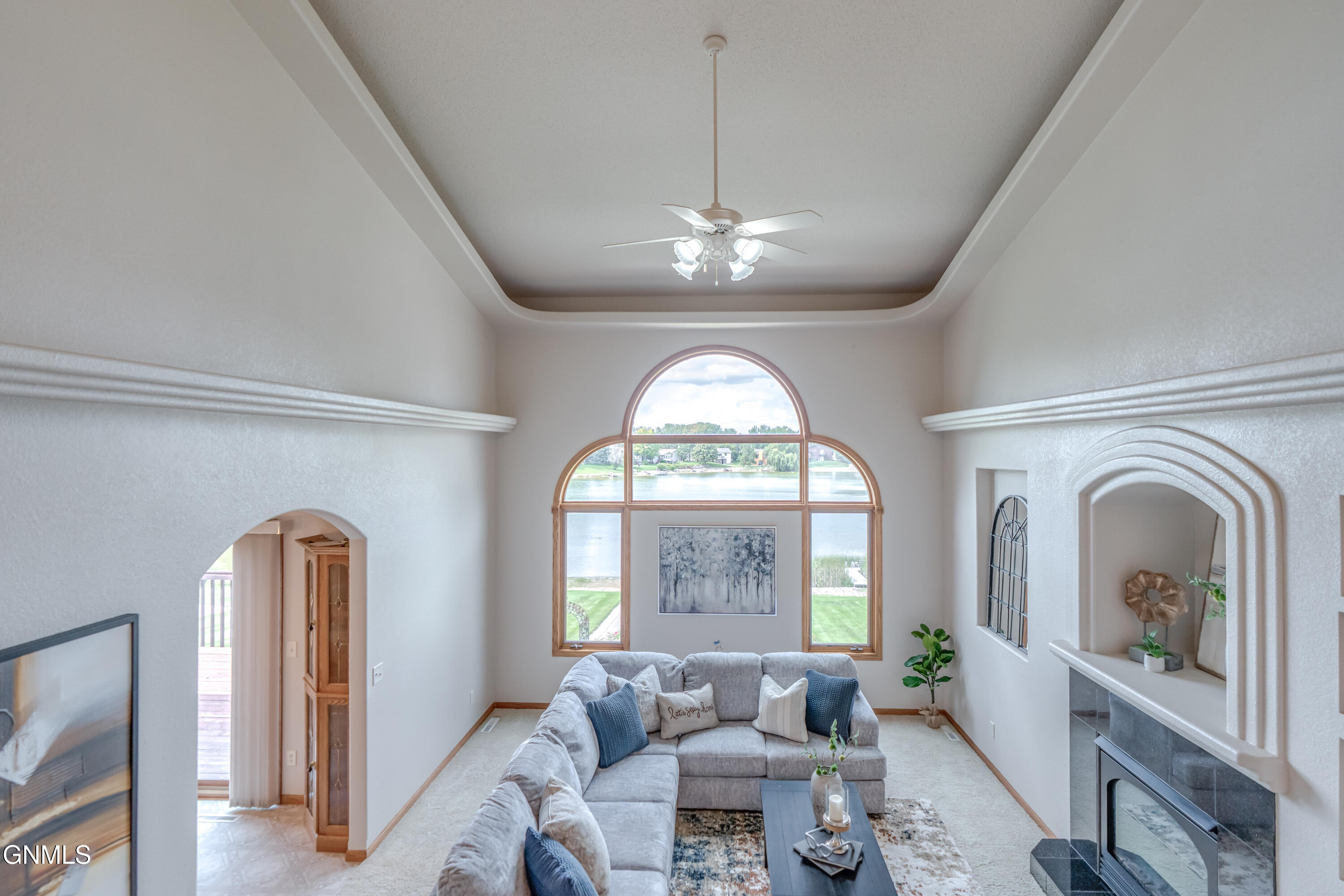584 Cottonwood Loop