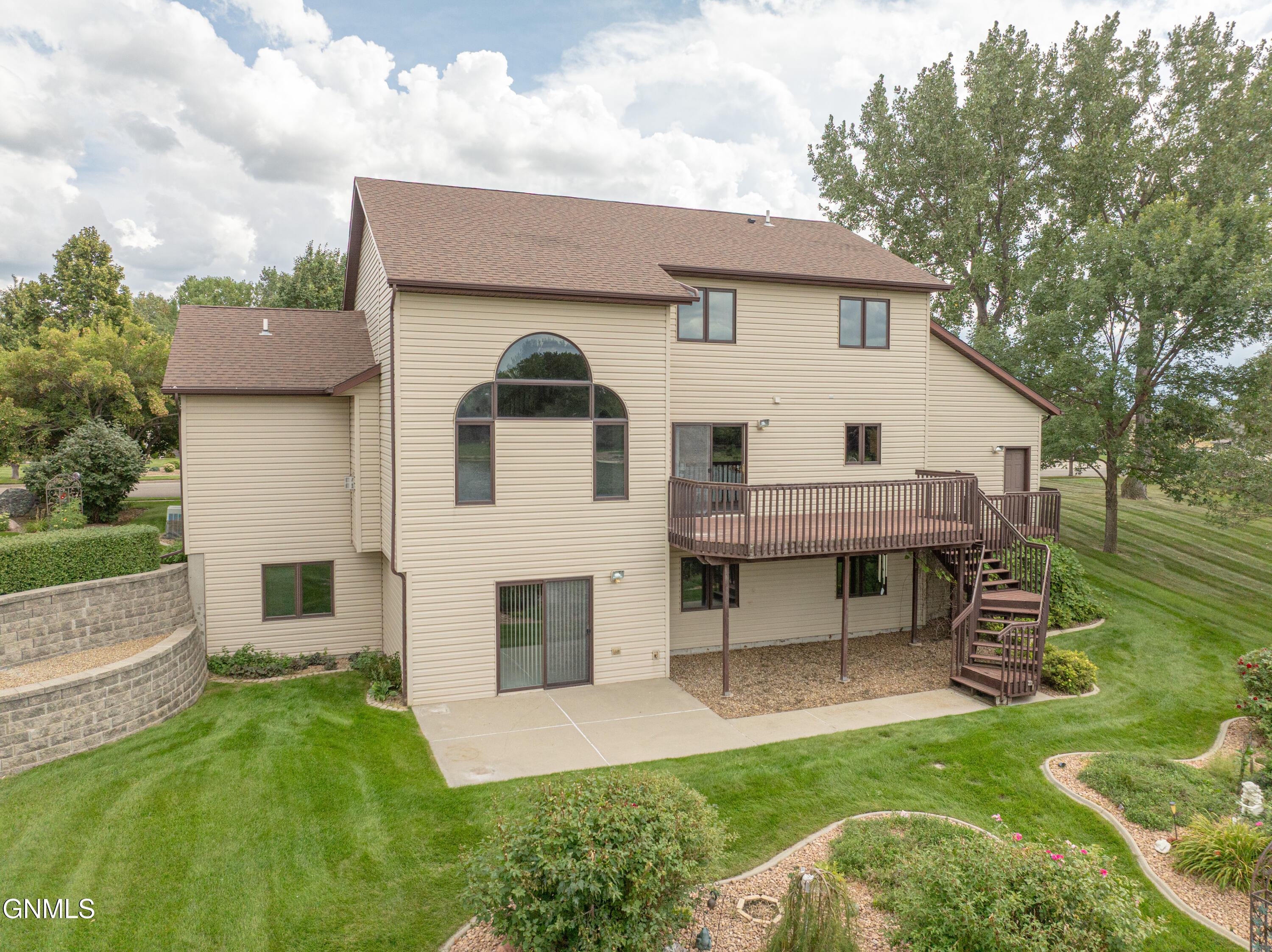 584 Cottonwood Loop
