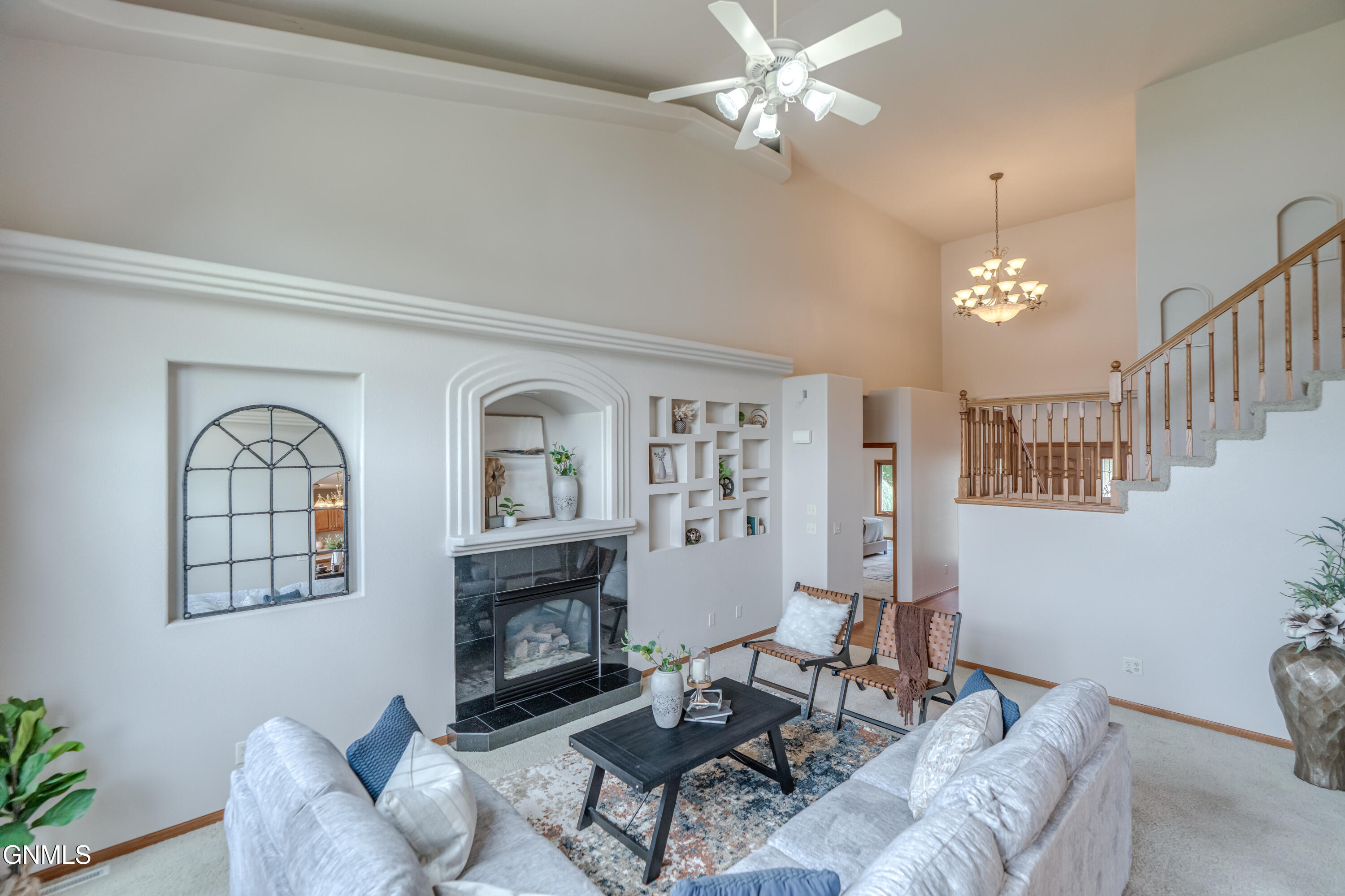 584 Cottonwood Loop