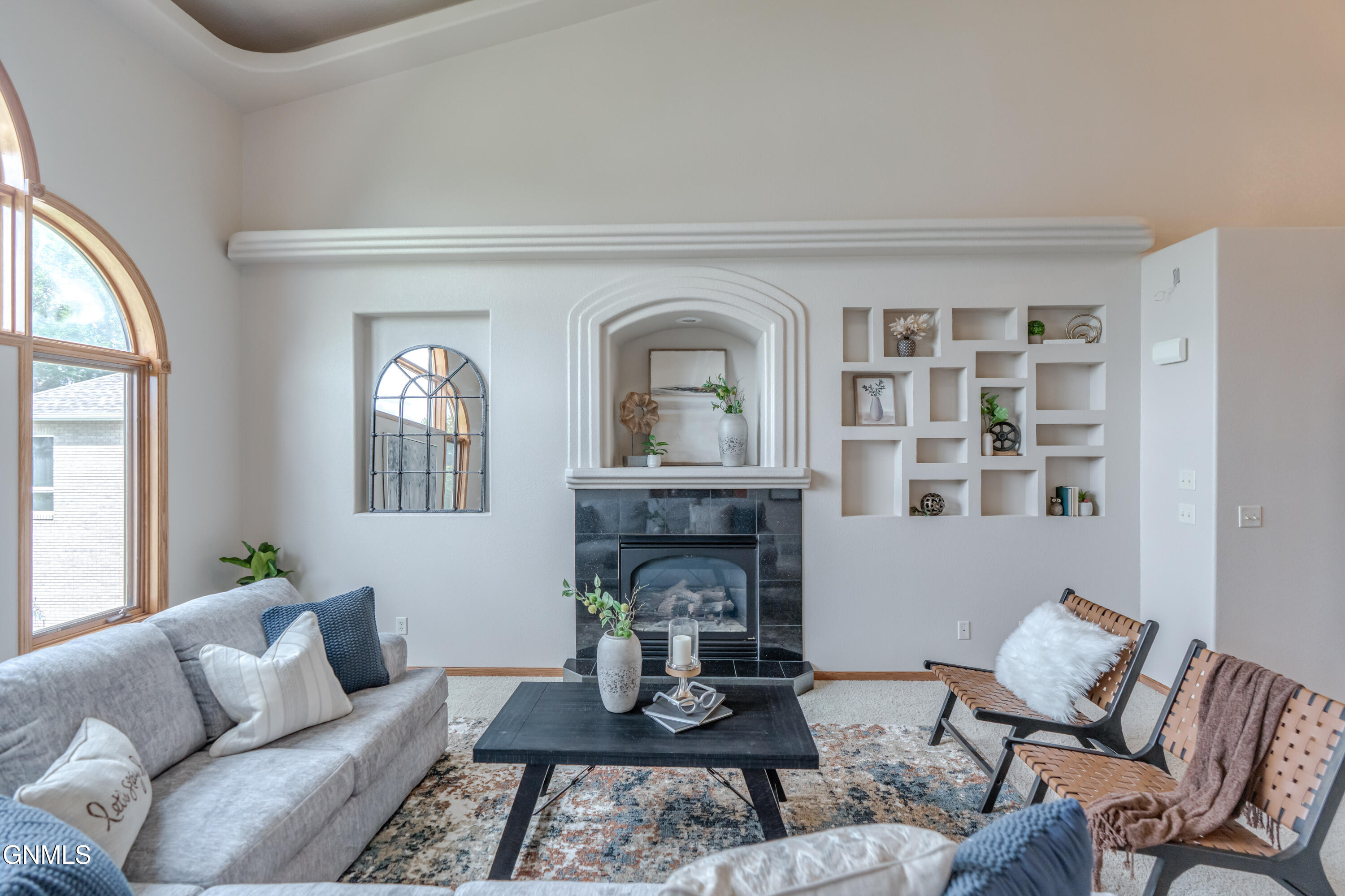 584 Cottonwood Loop
