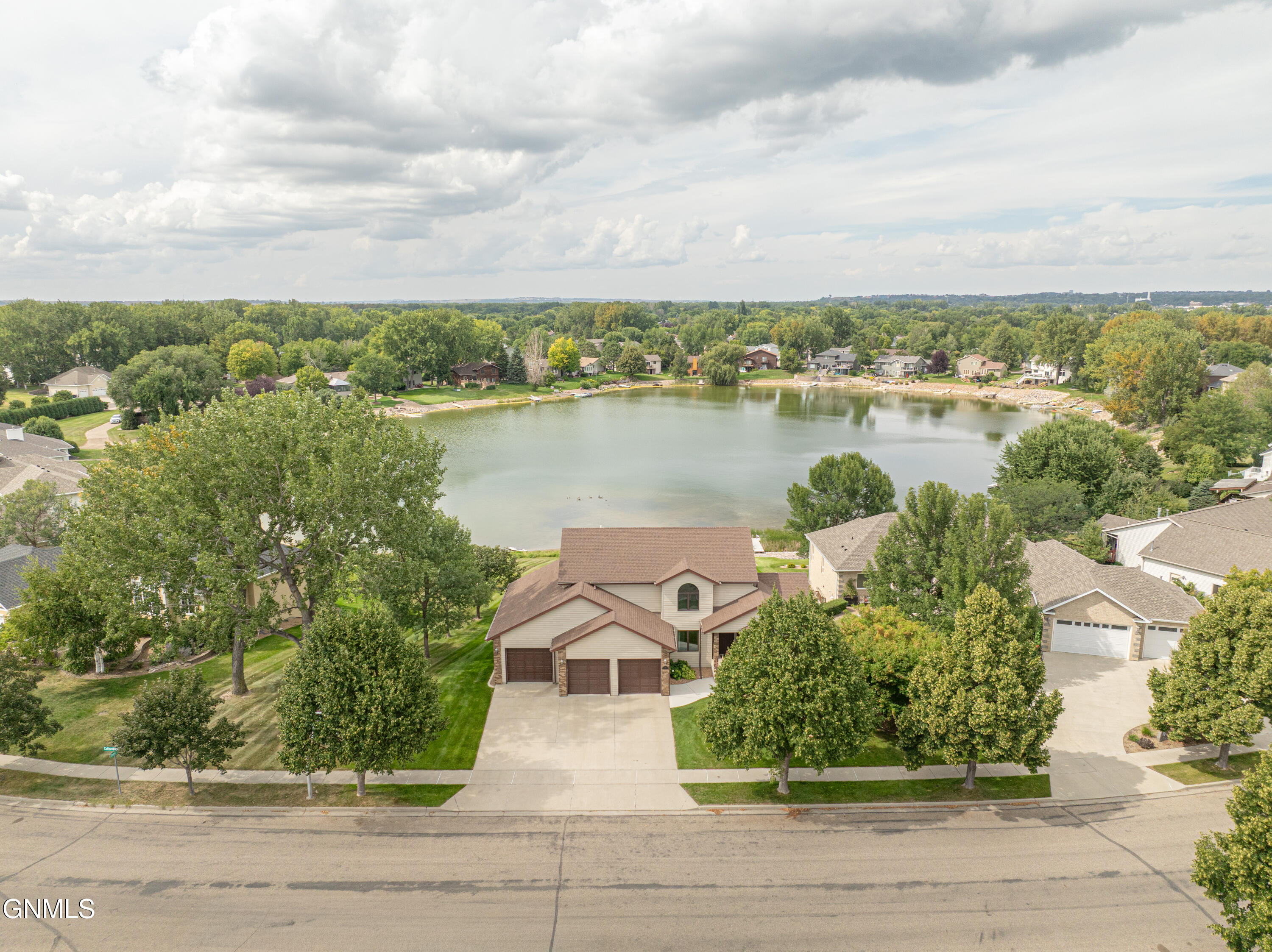 584 Cottonwood Loop
