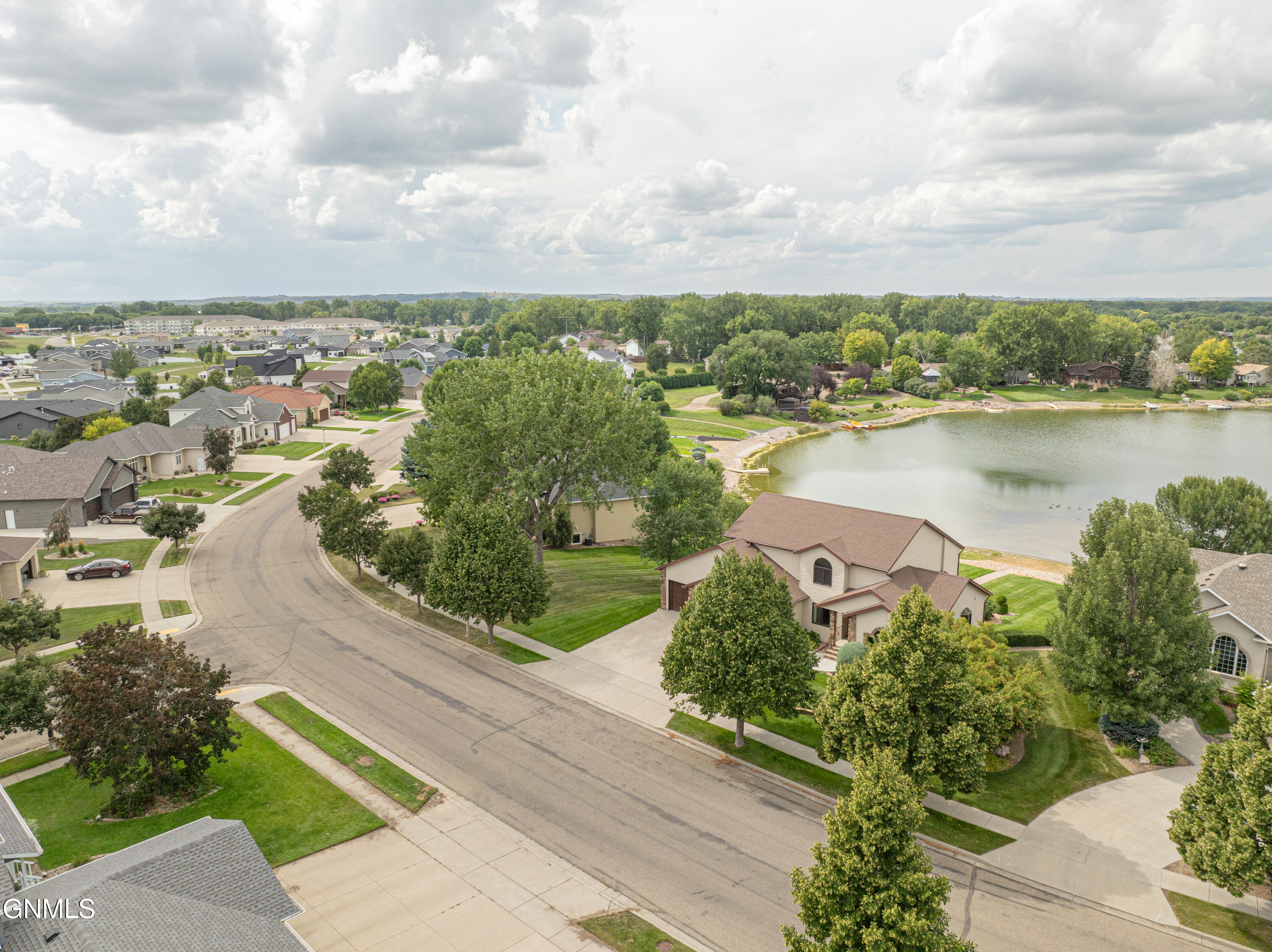 584 Cottonwood Loop