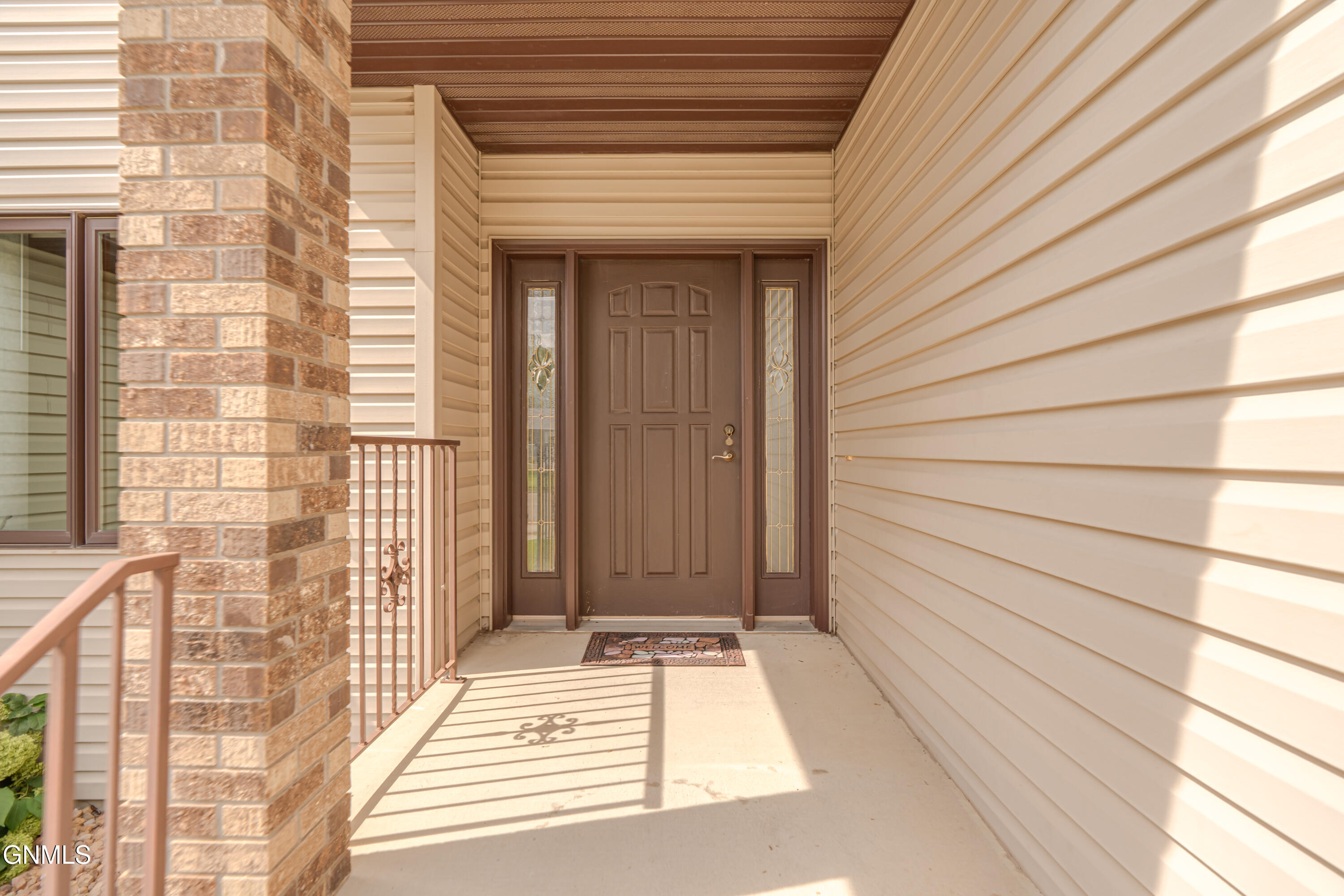 584 Cottonwood Loop