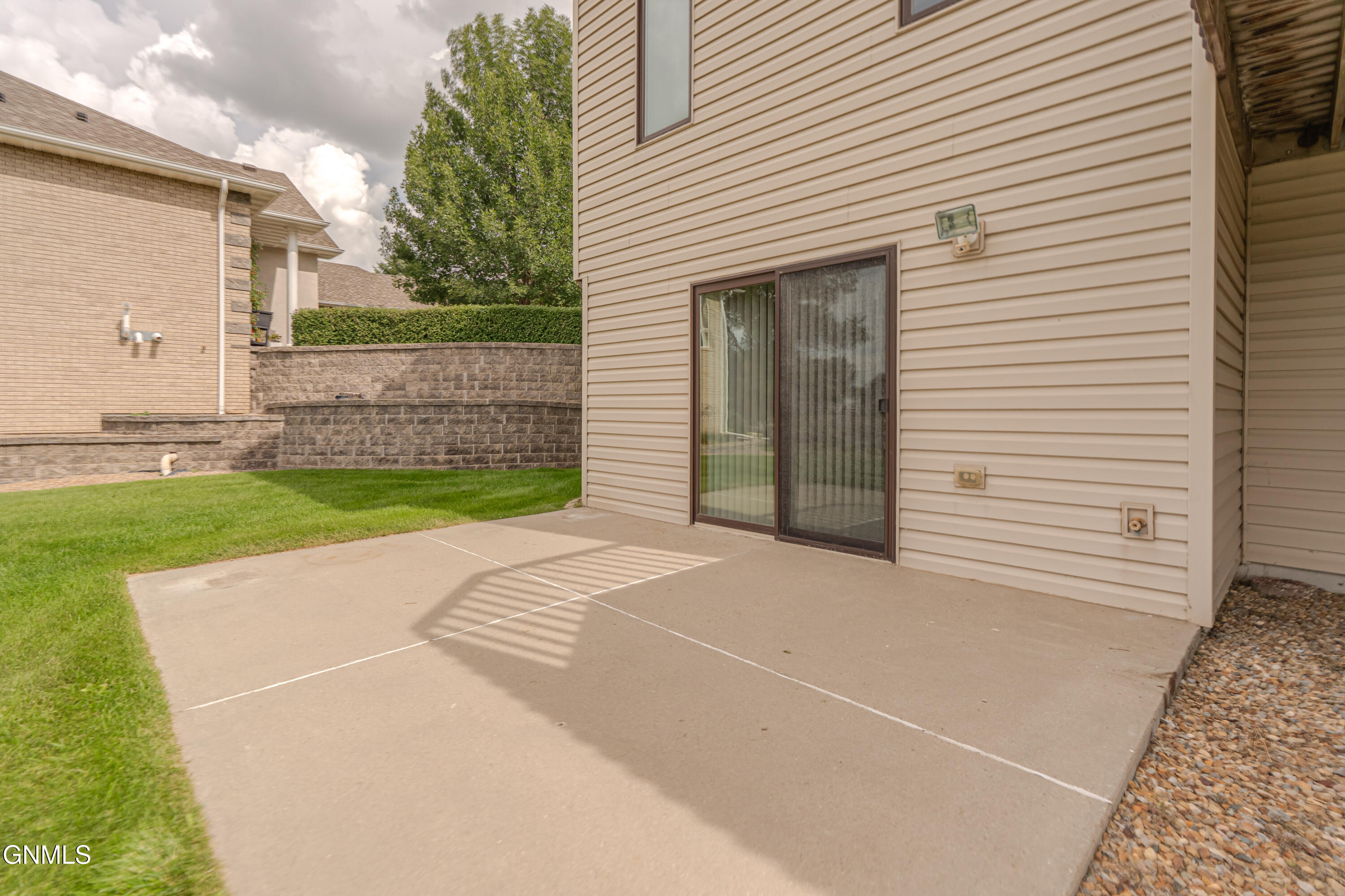 584 Cottonwood Loop