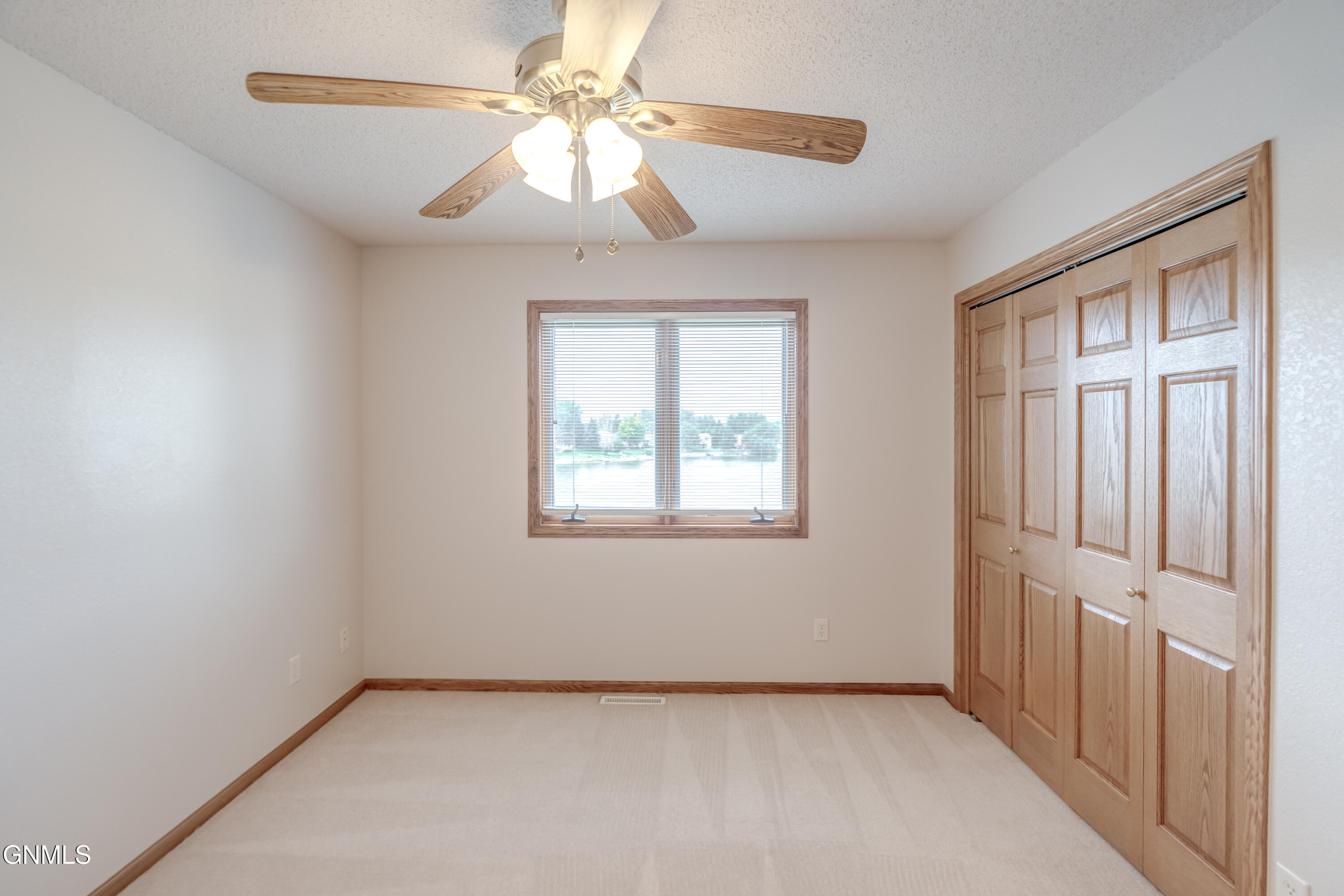 584 Cottonwood Loop