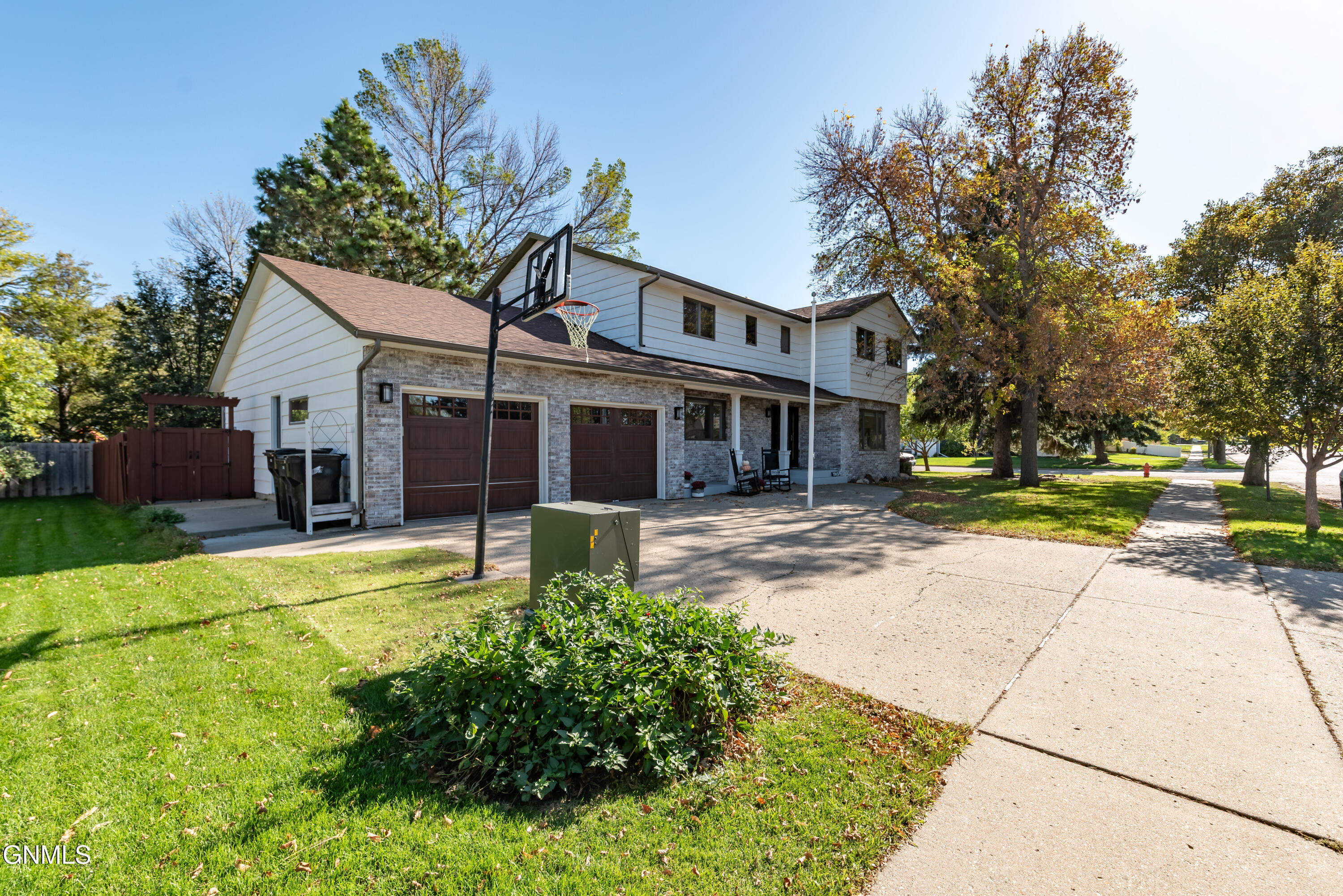 3505 Overlook Drive