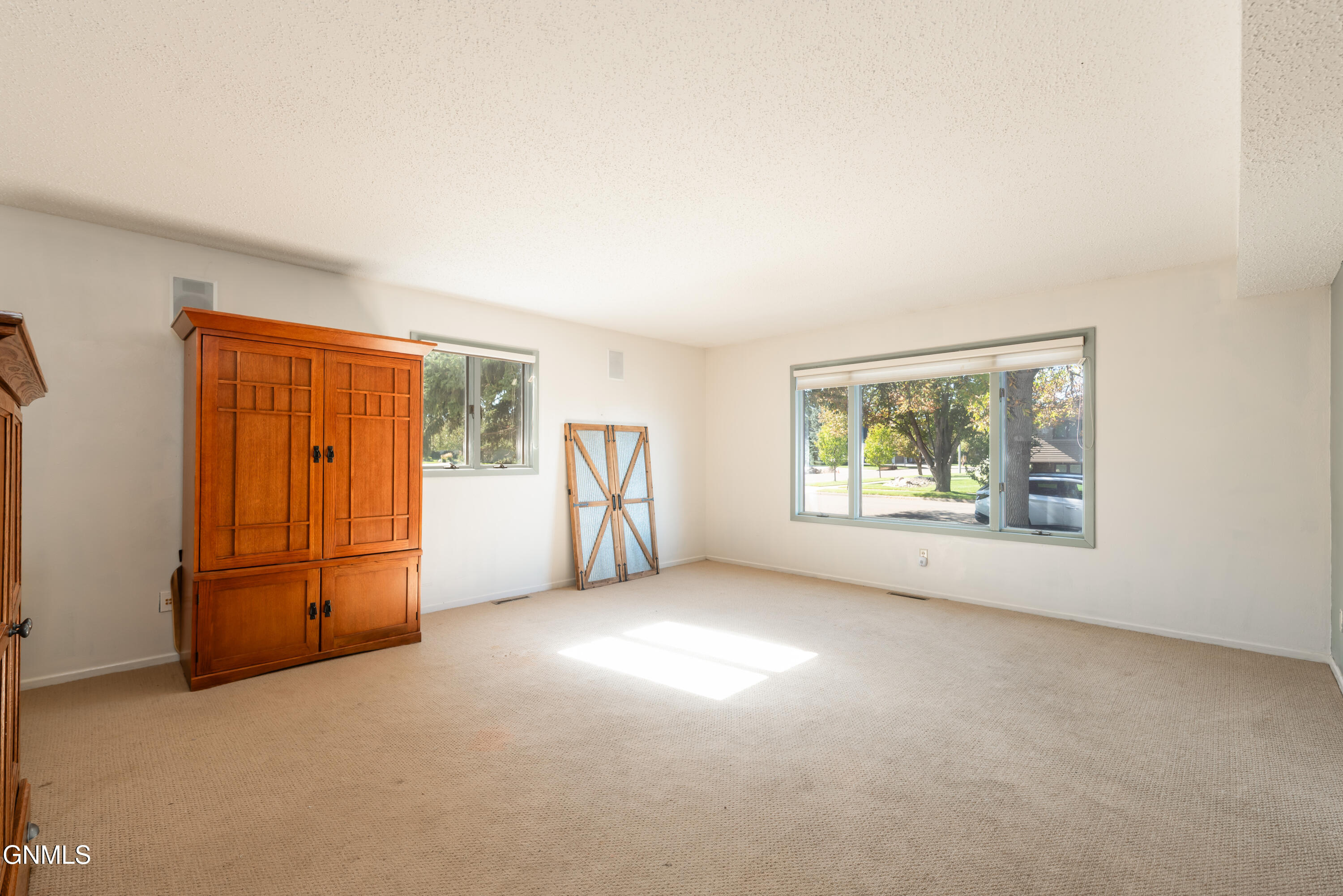 3505 Overlook Drive
