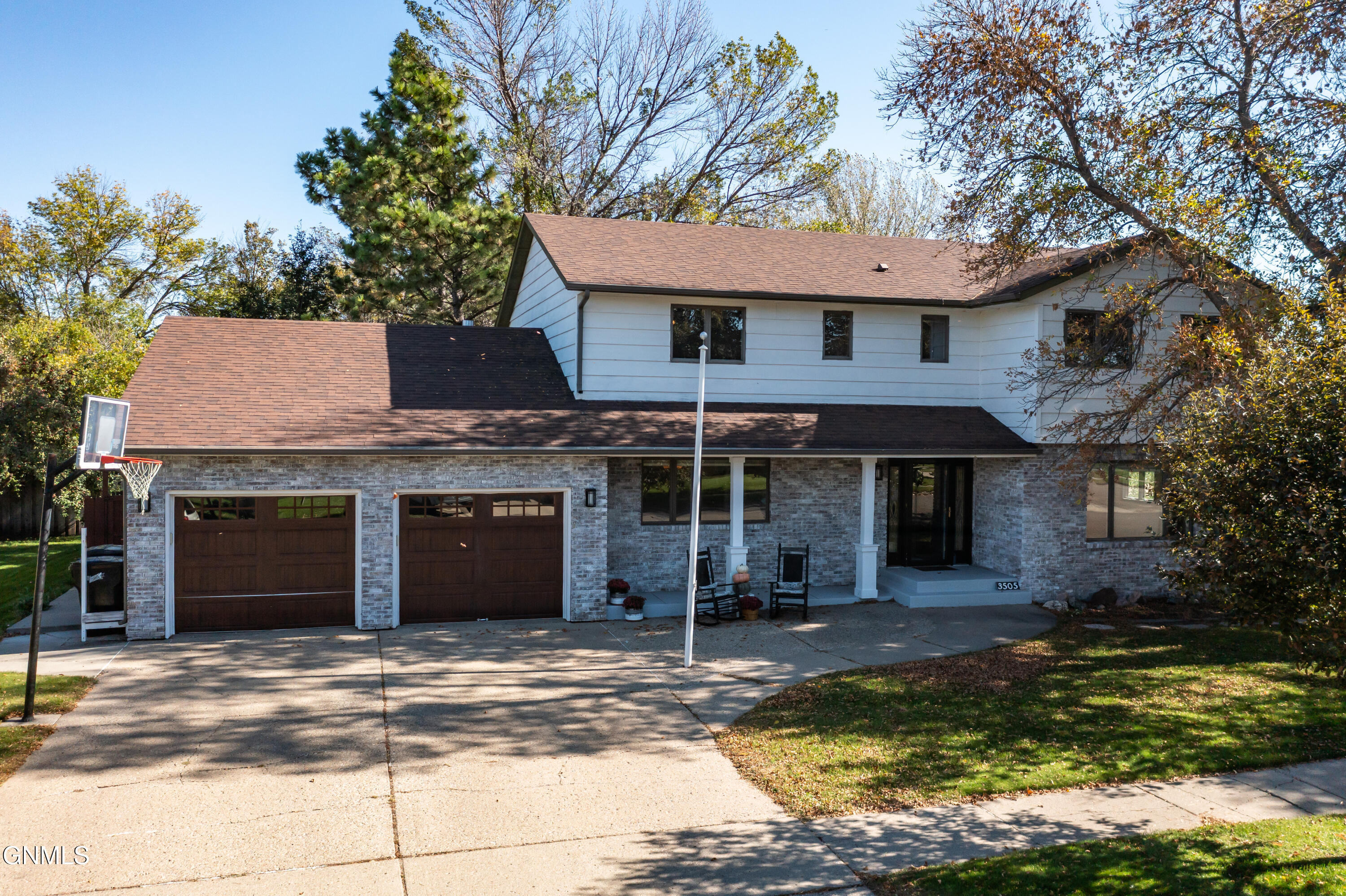 3505 Overlook Drive
