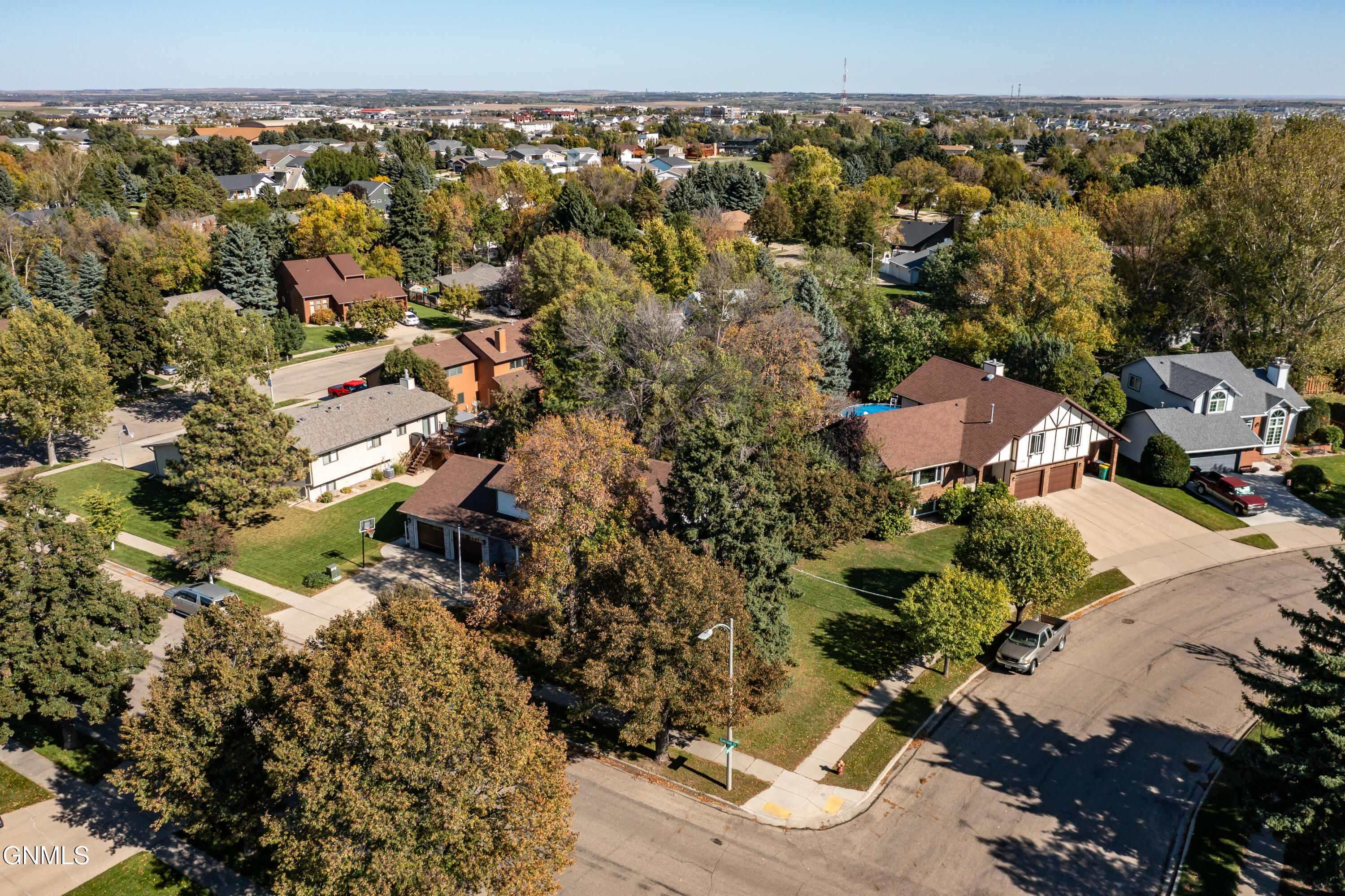 3505 Overlook Drive