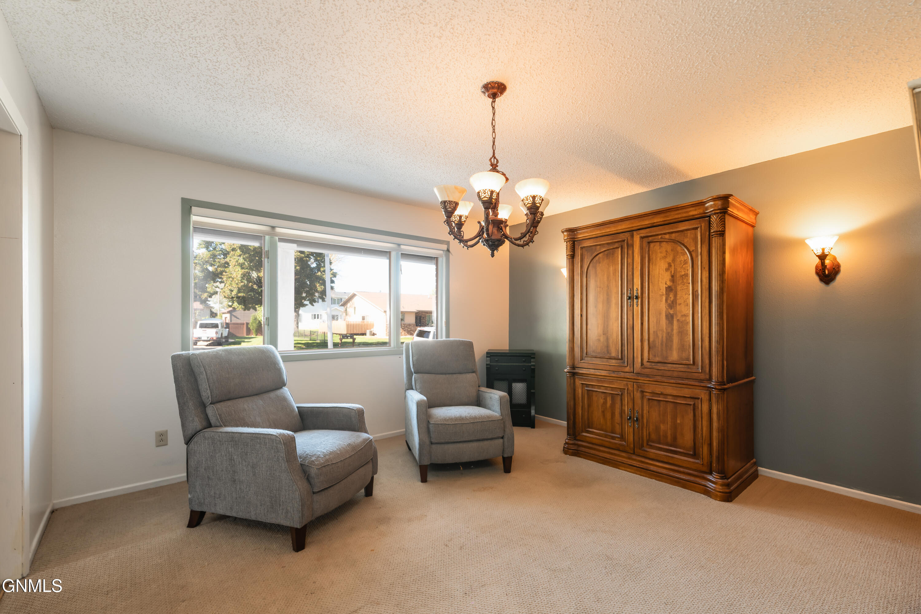 3505 Overlook Drive