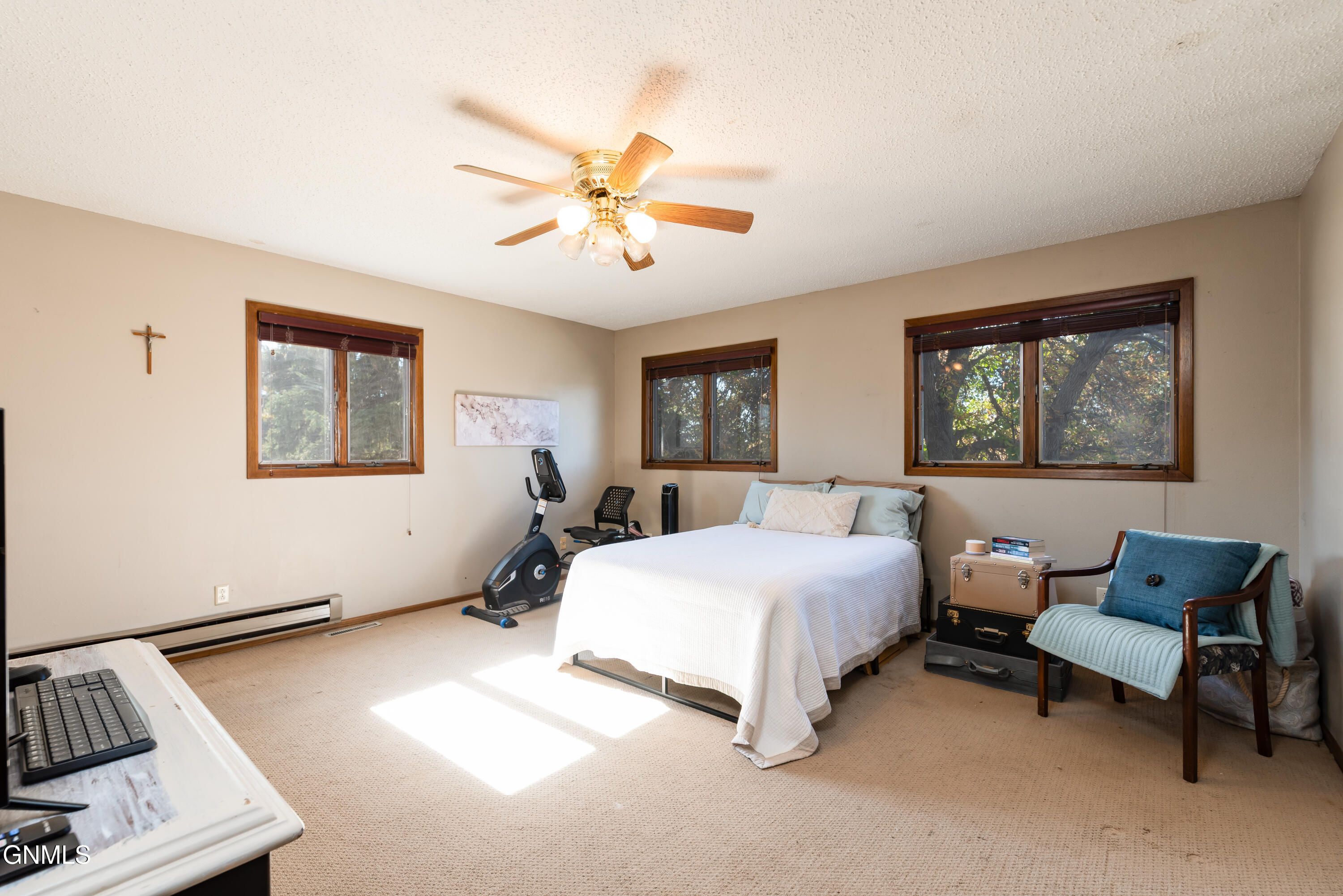 3505 Overlook Drive