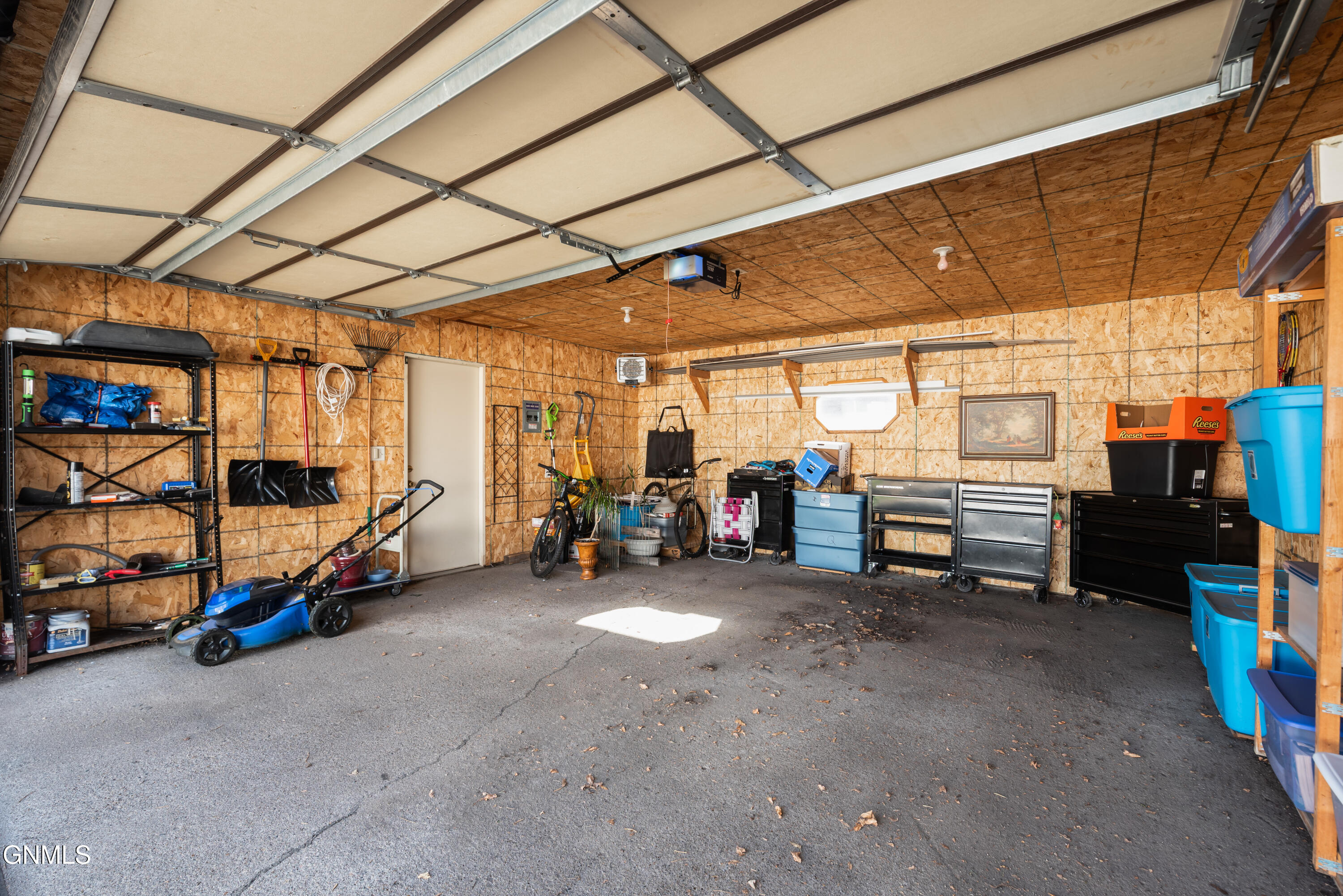 3133 Manitoba Lane, Bismarck