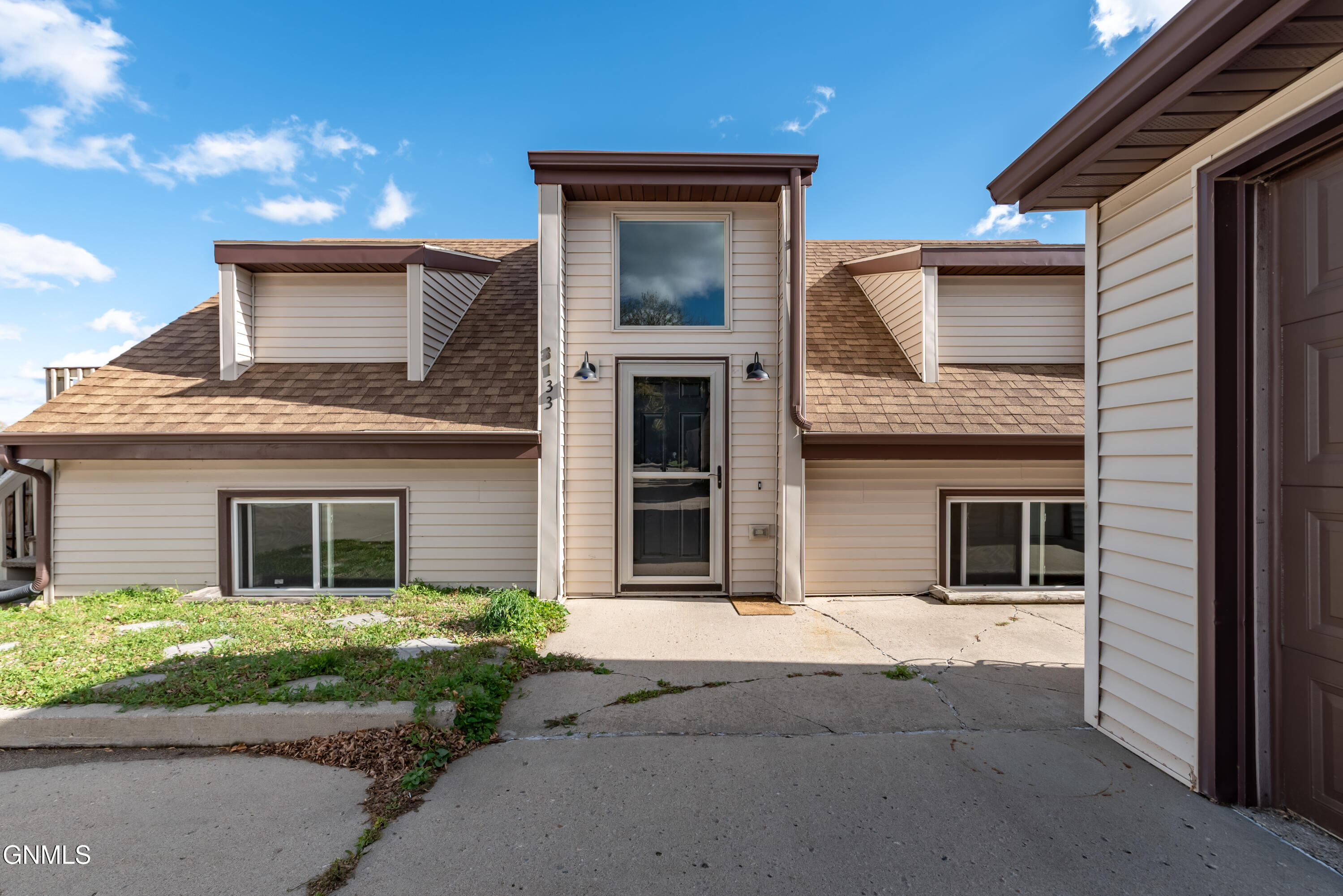 3133 Manitoba Lane, Bismarck