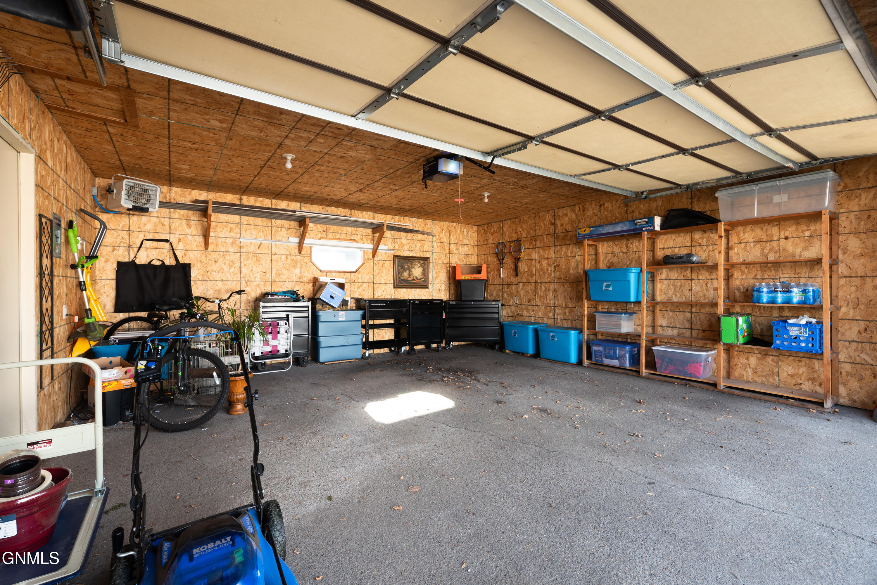 3133 Manitoba Lane, Bismarck