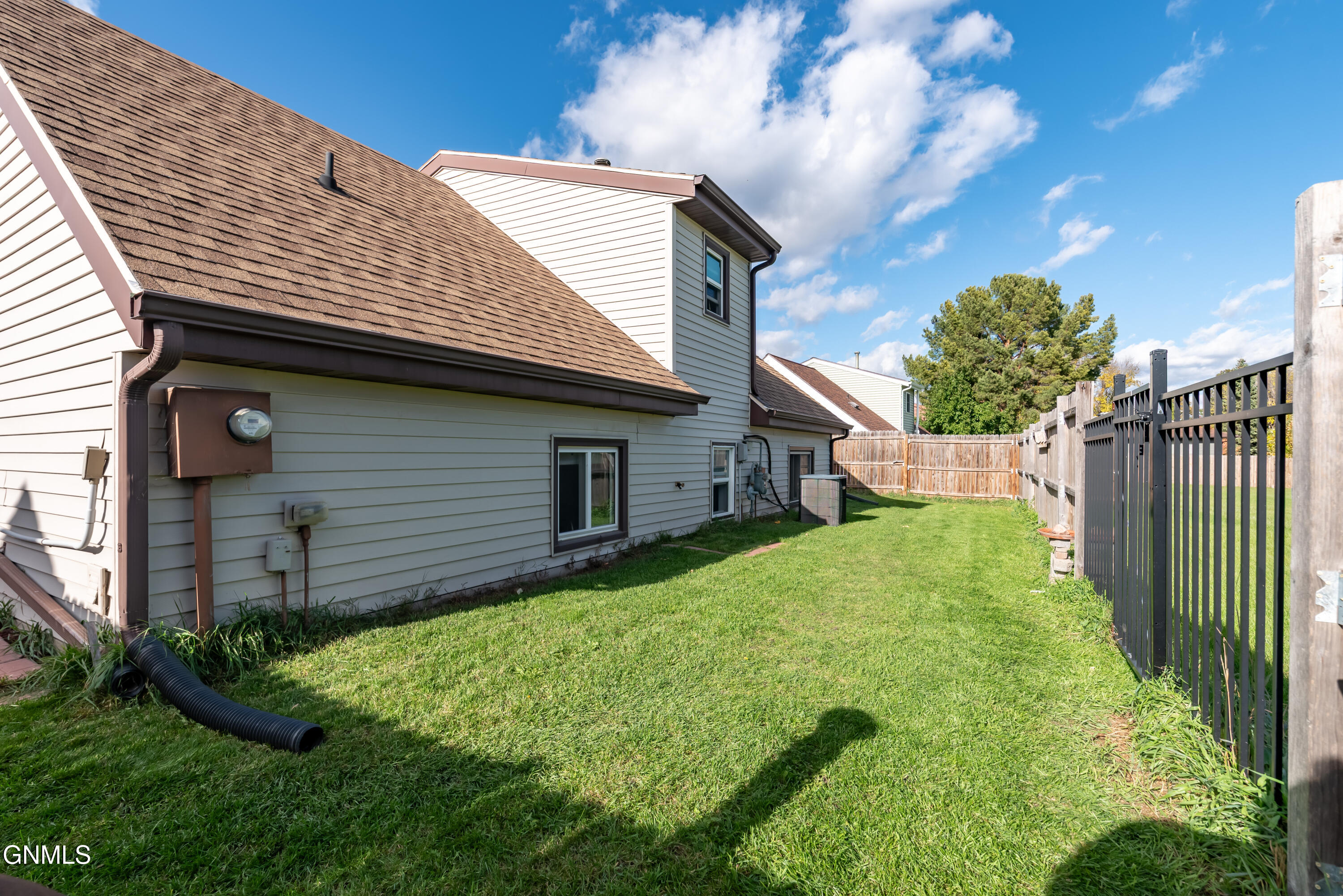 3133 Manitoba Lane, Bismarck