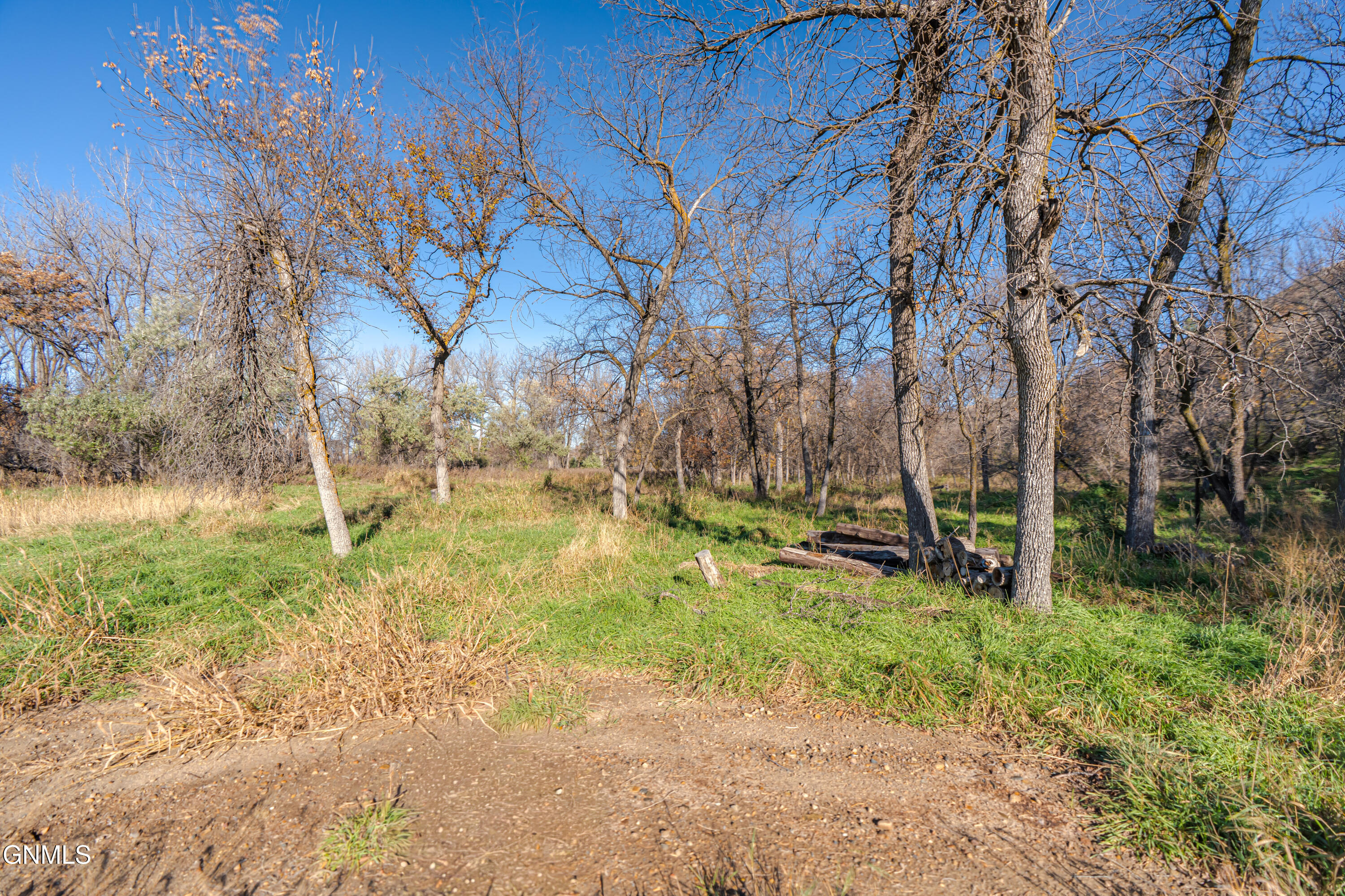 3800 River Road, Bismarck