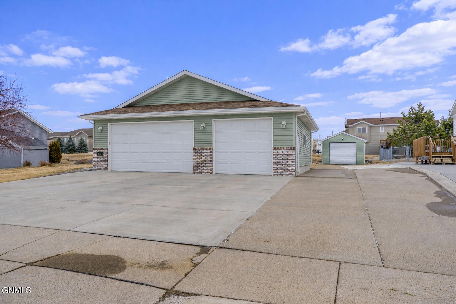 3125 Wisconsin Drive