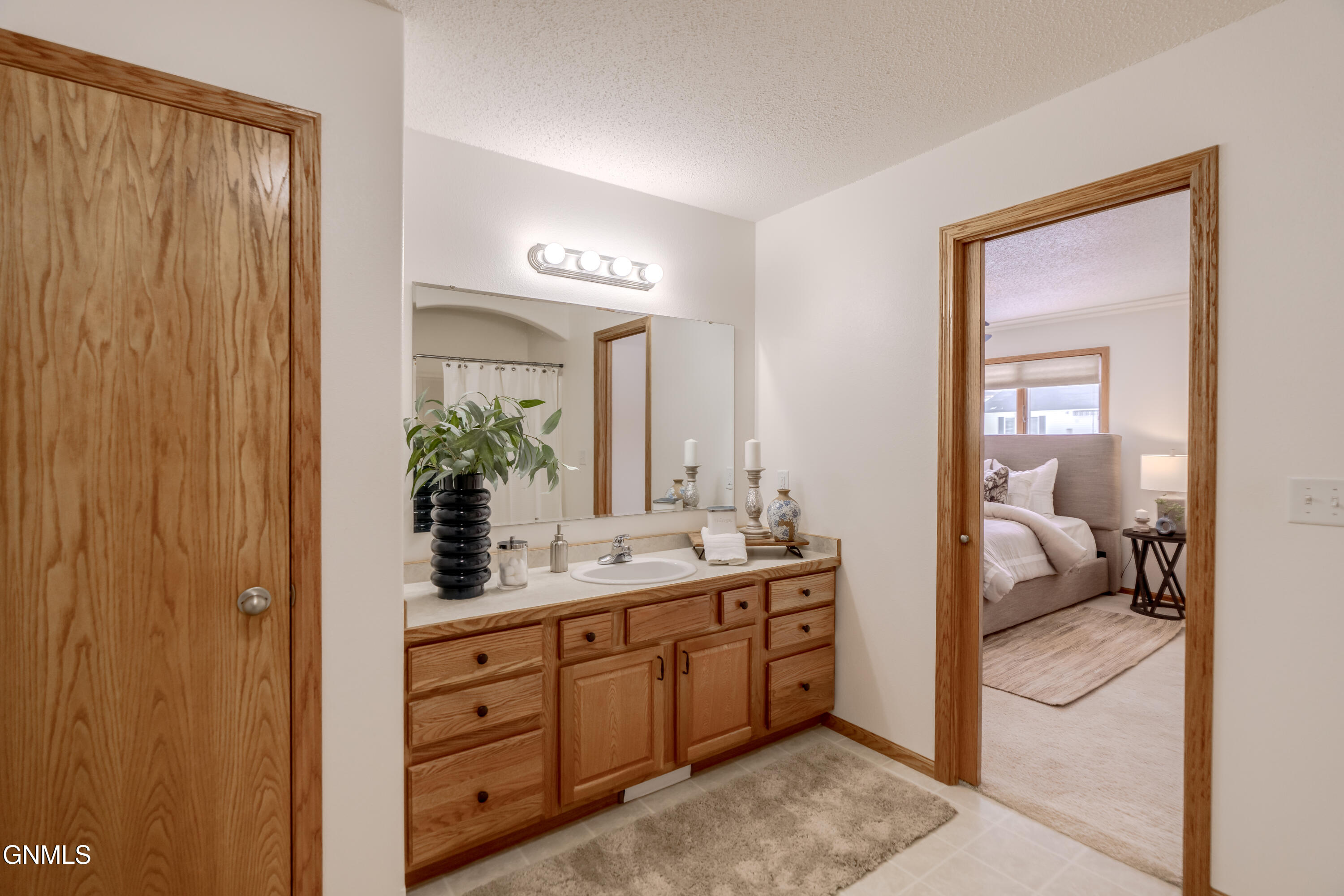 3125 Wisconsin Drive