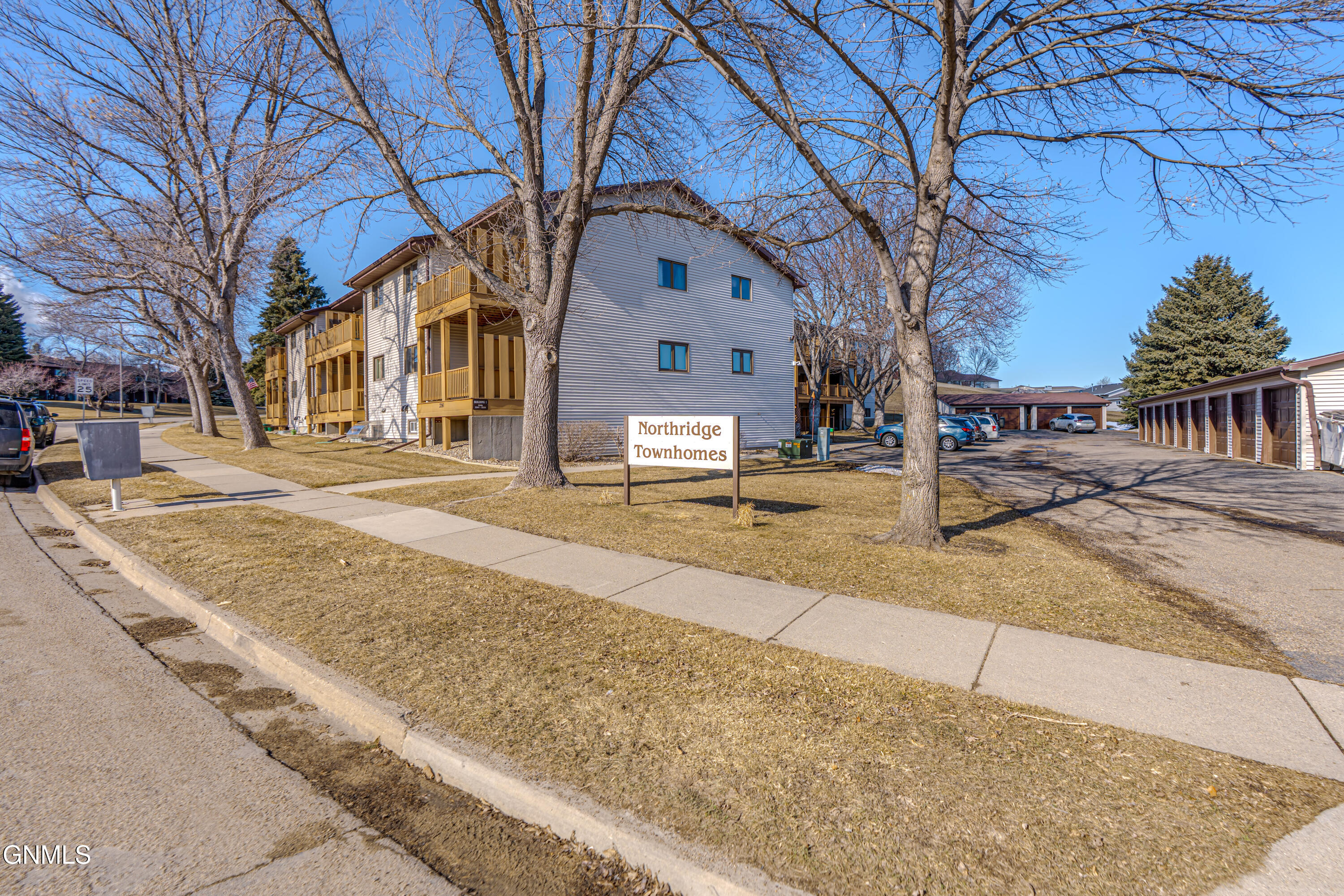 3249 Montreal Street