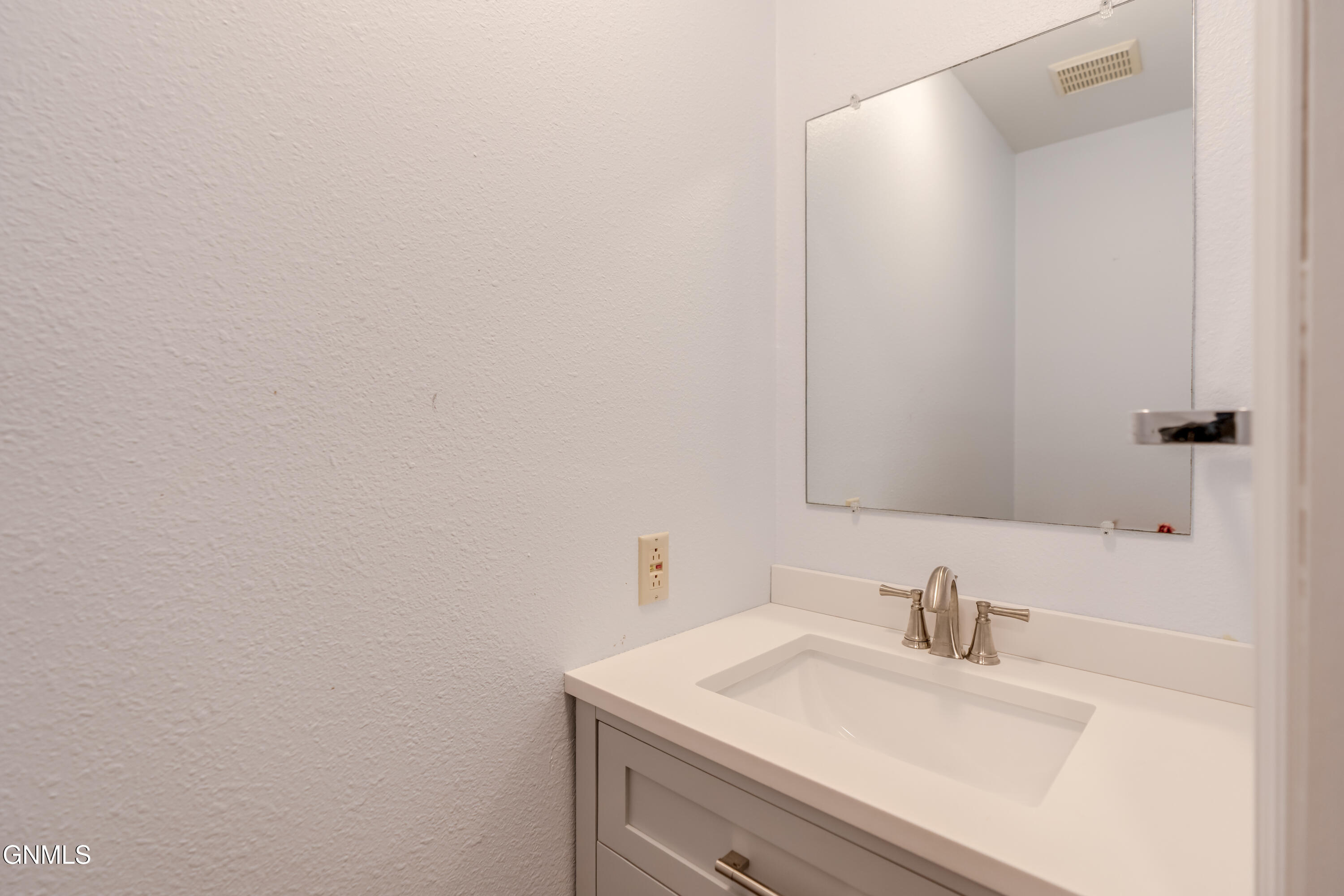 3249 Montreal Street