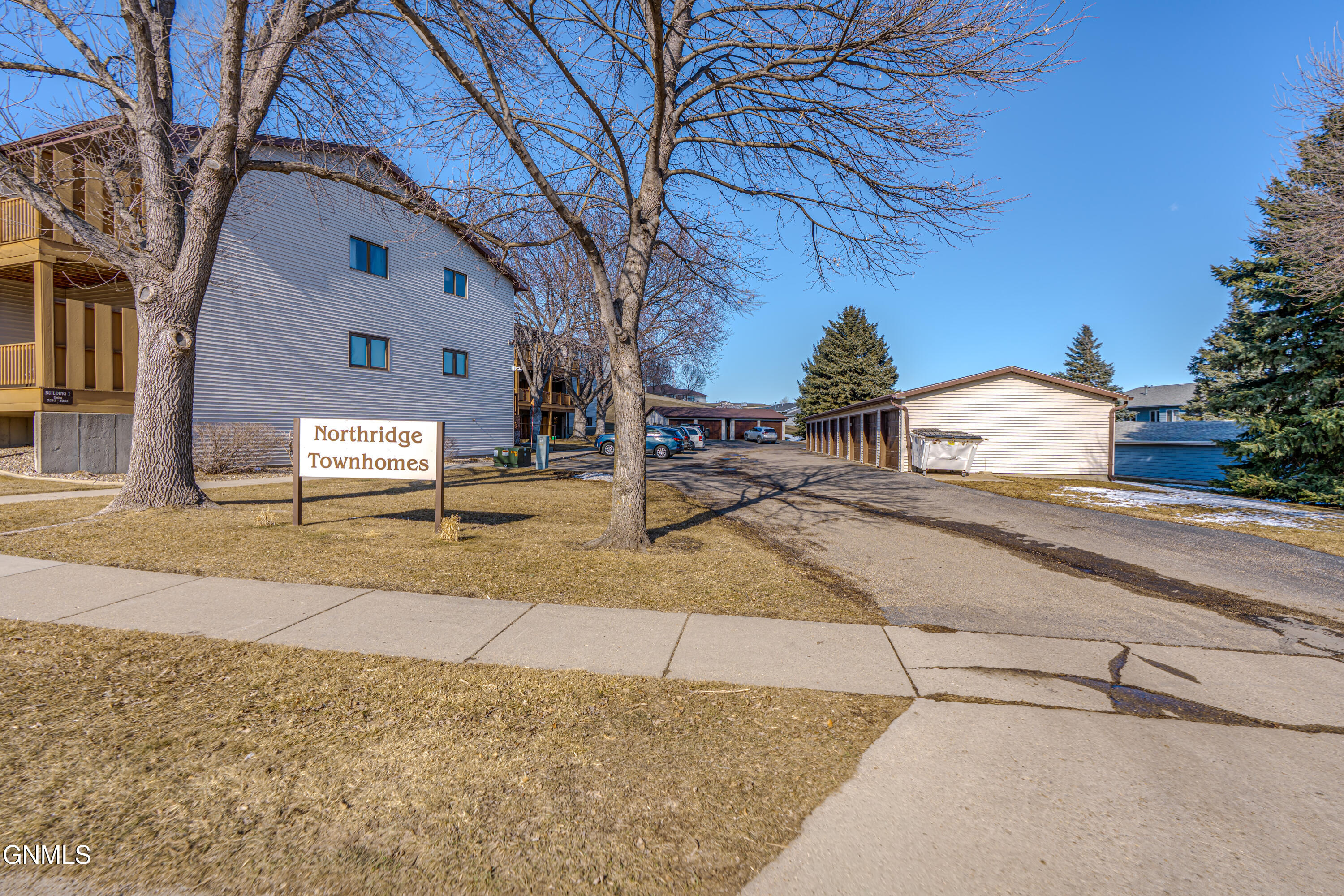 3249 Montreal Street