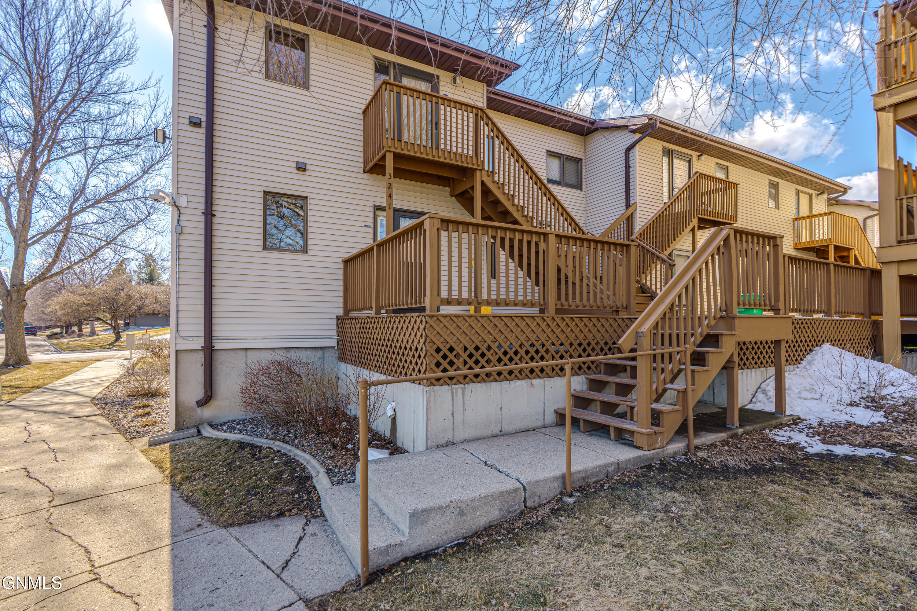 3249 Montreal Street