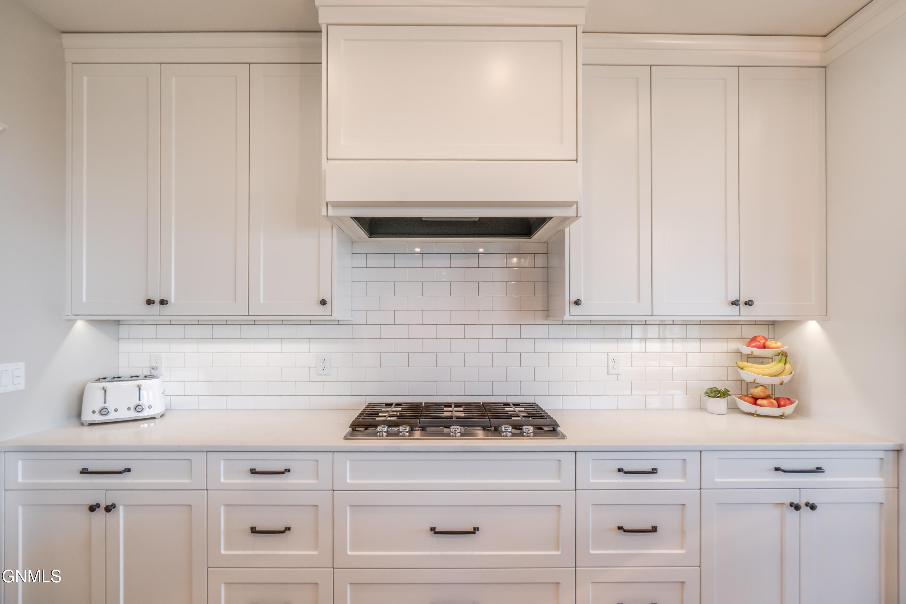 3312 Promontory Drive